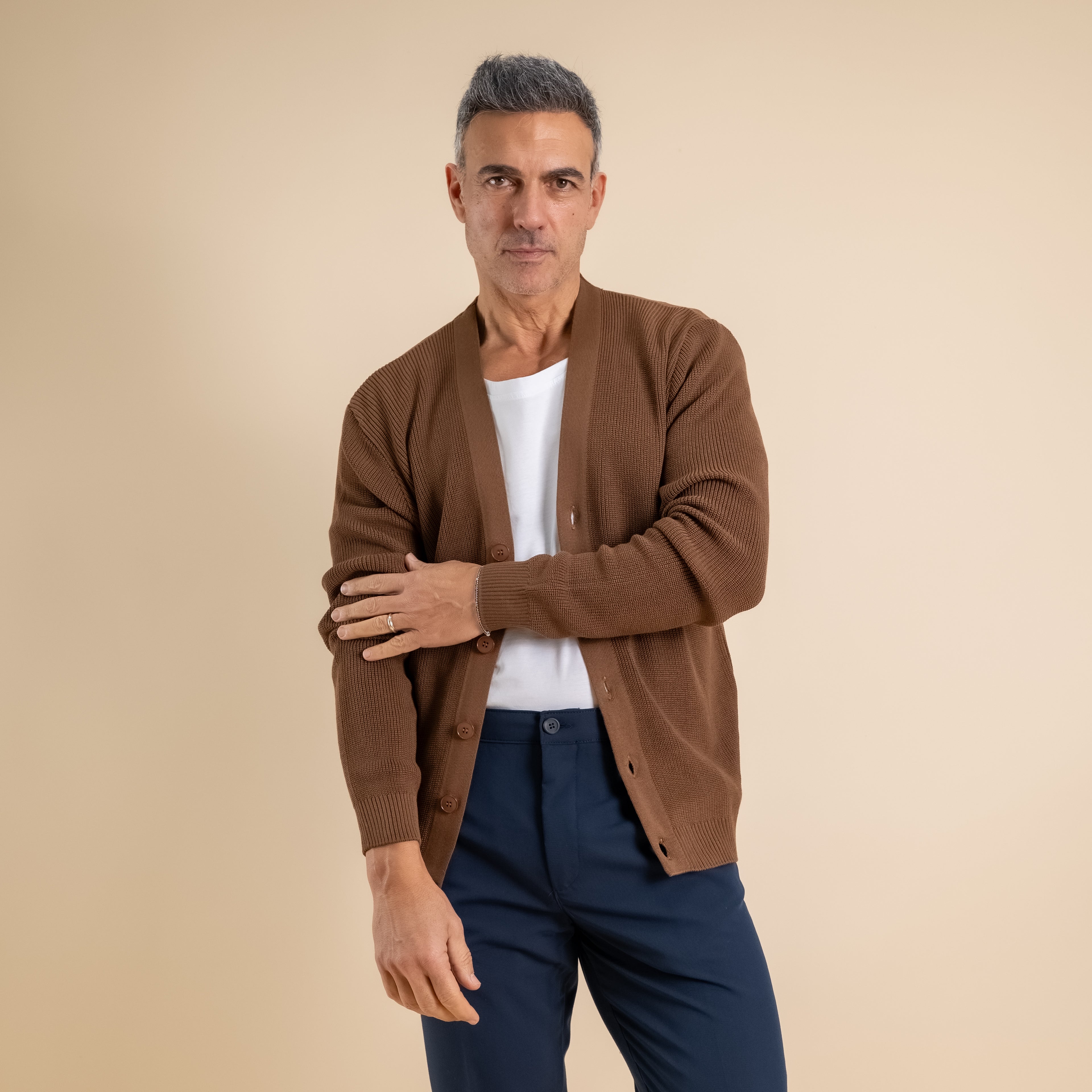 V-Neck Knit Cardigan – Brown