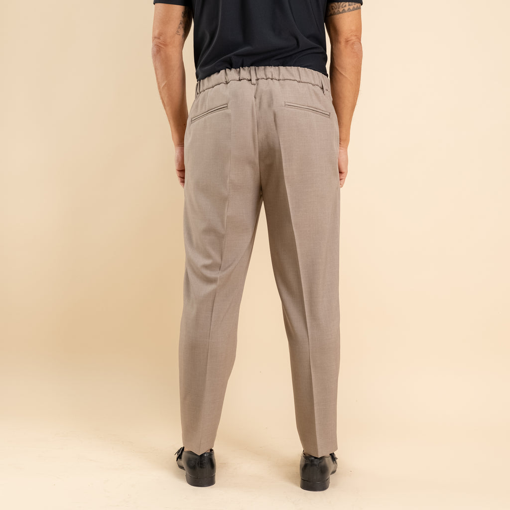 Pantalaccio sartoriale con pinces e molla sul retro - Fango
