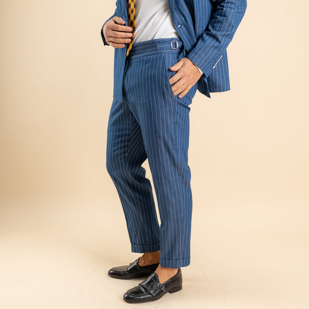 Abito doppio petto gessato con fibbia laterale - Blu denim