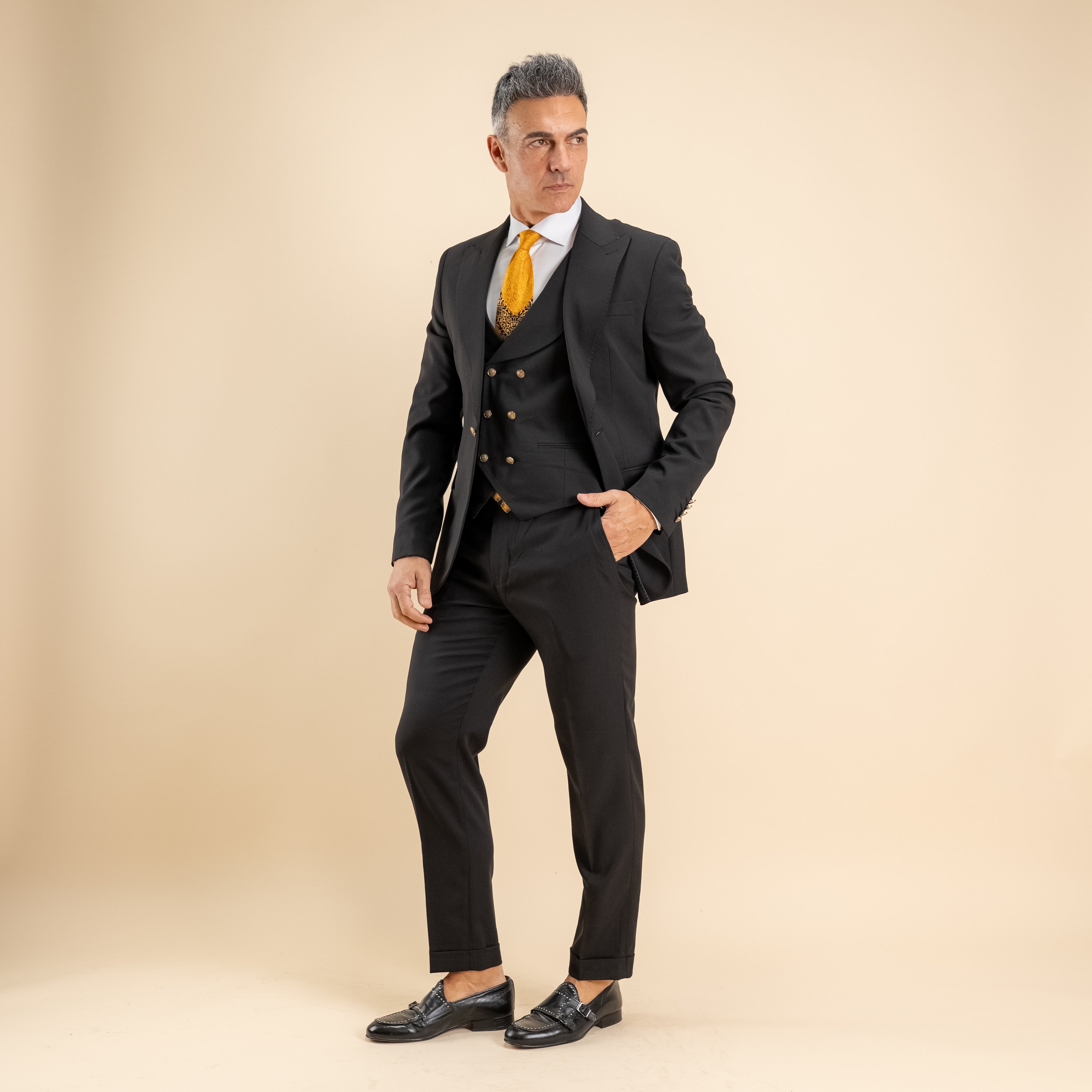 Abito monopetto bottoni oro con panciotto - Nero