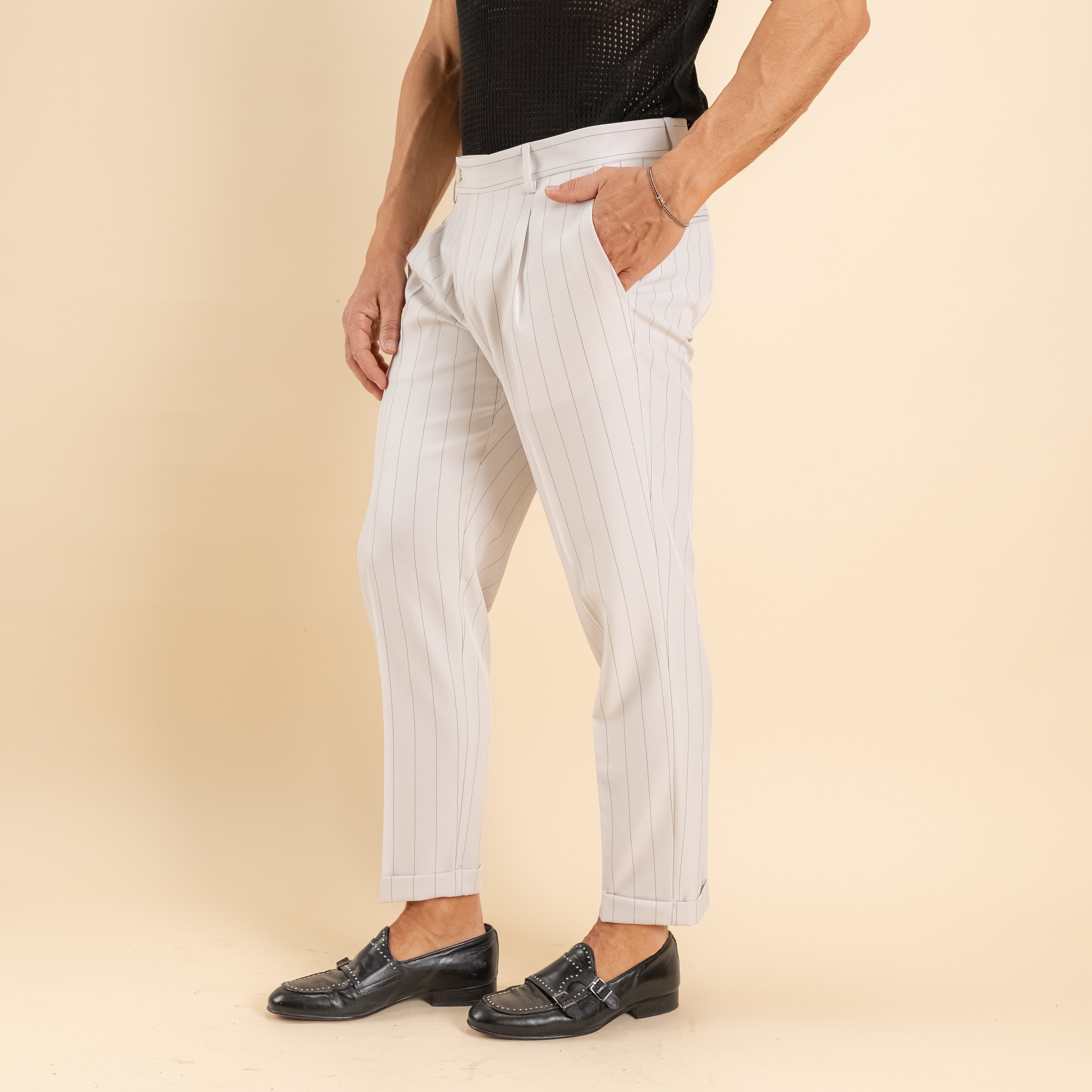 Pantalone gessato slim con chiusura laterale - Panna