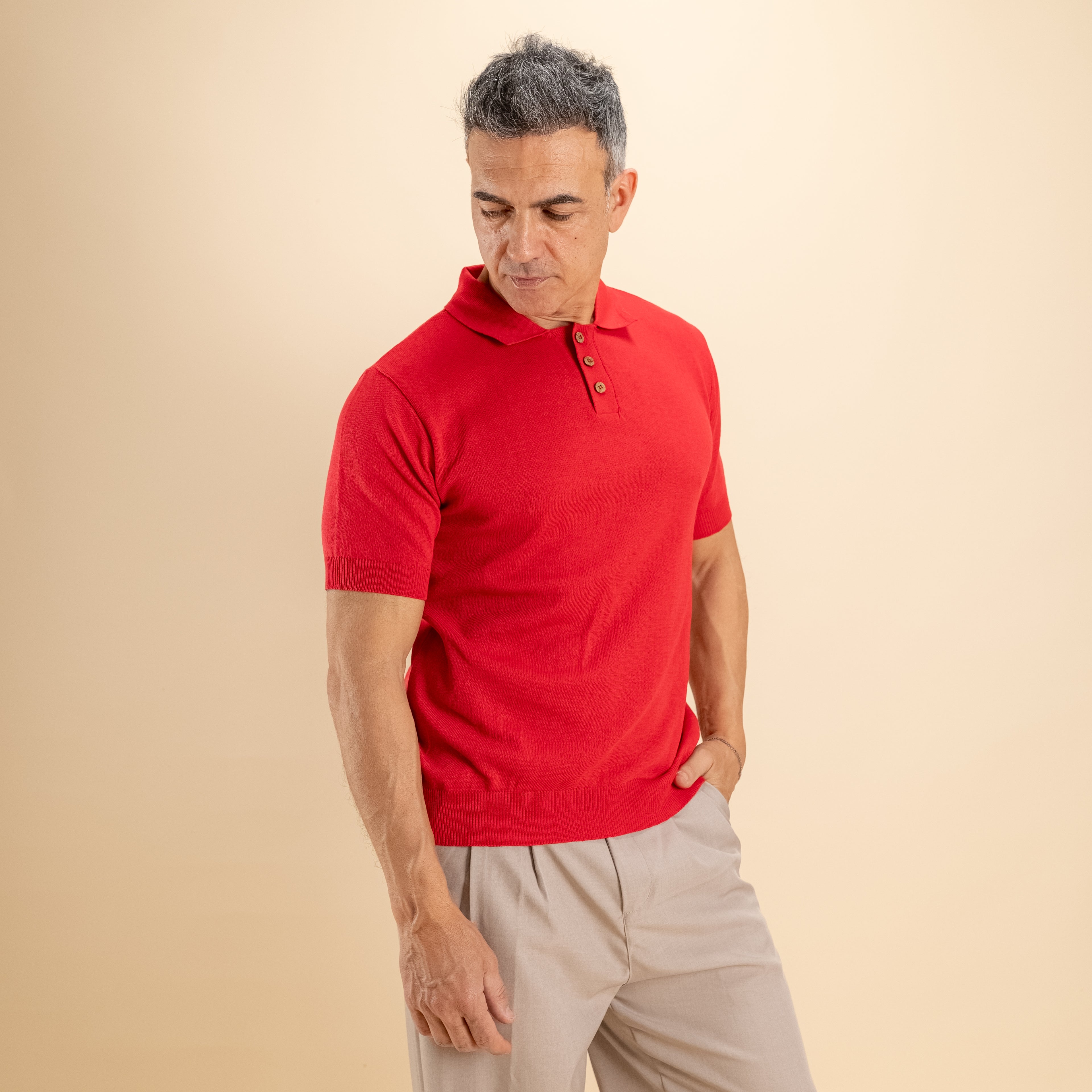 Polo in filo con bottoncini in legno - Rosso