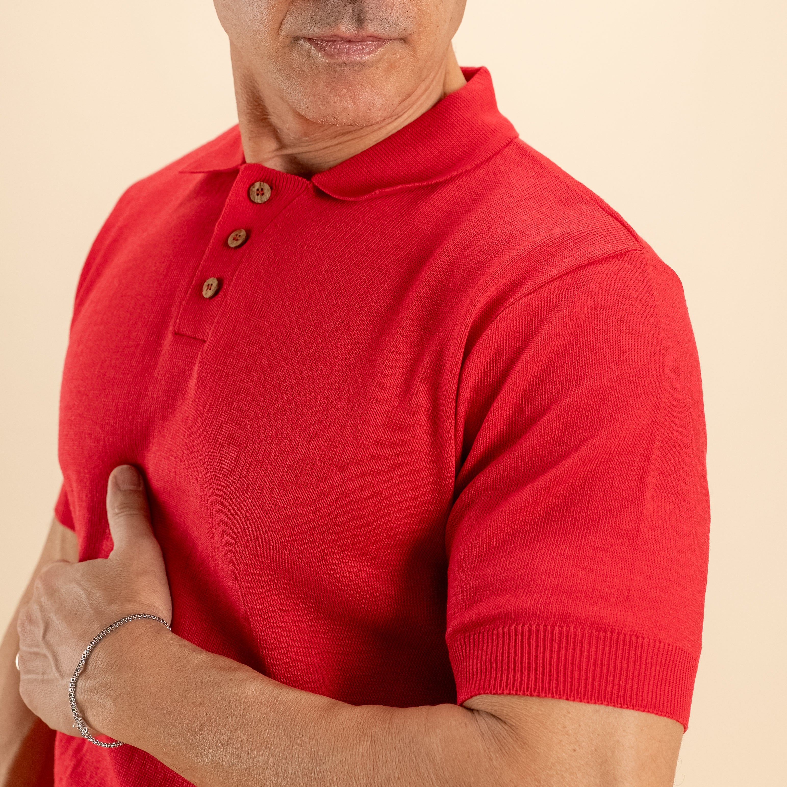 Polo in filo con bottoncini in legno - Rosso