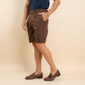 Pantaloncino con fibbia laterale - Marrone