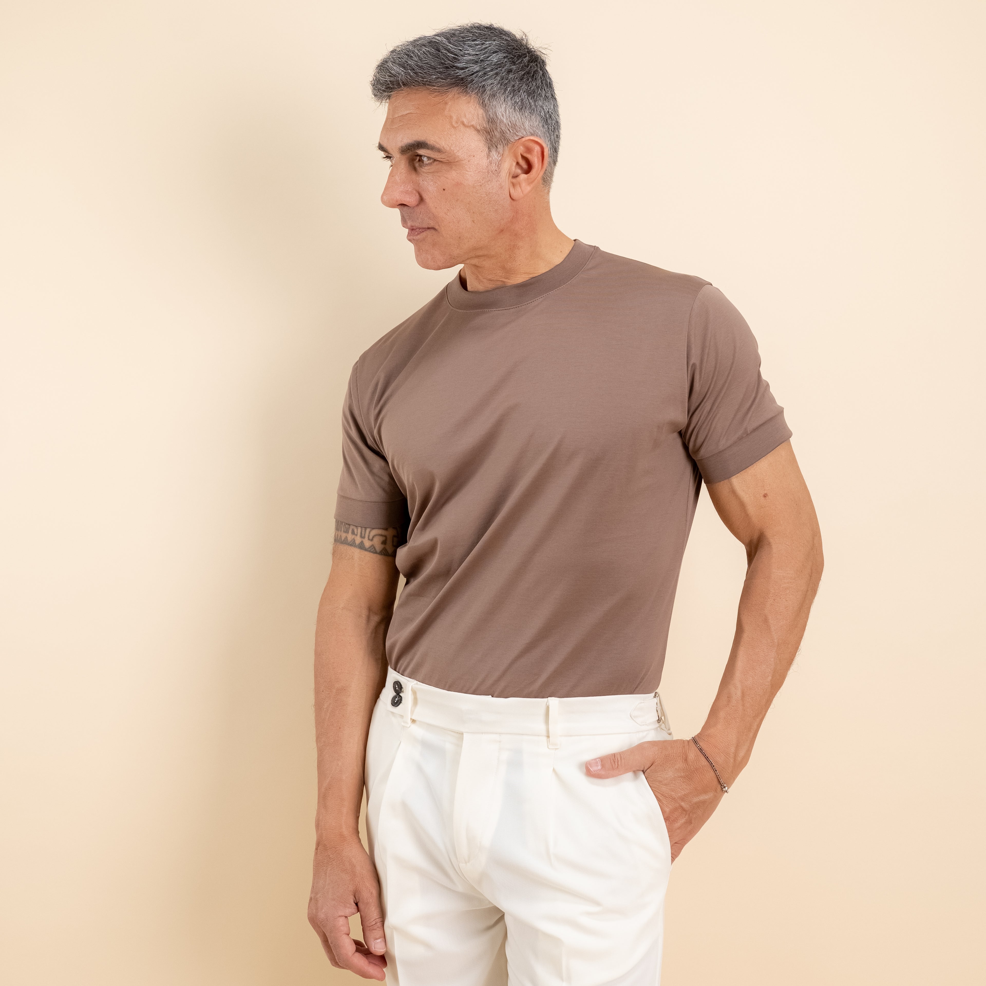 T-shirt in Filo di Scozia 2.0 con bordi a costina - Fango