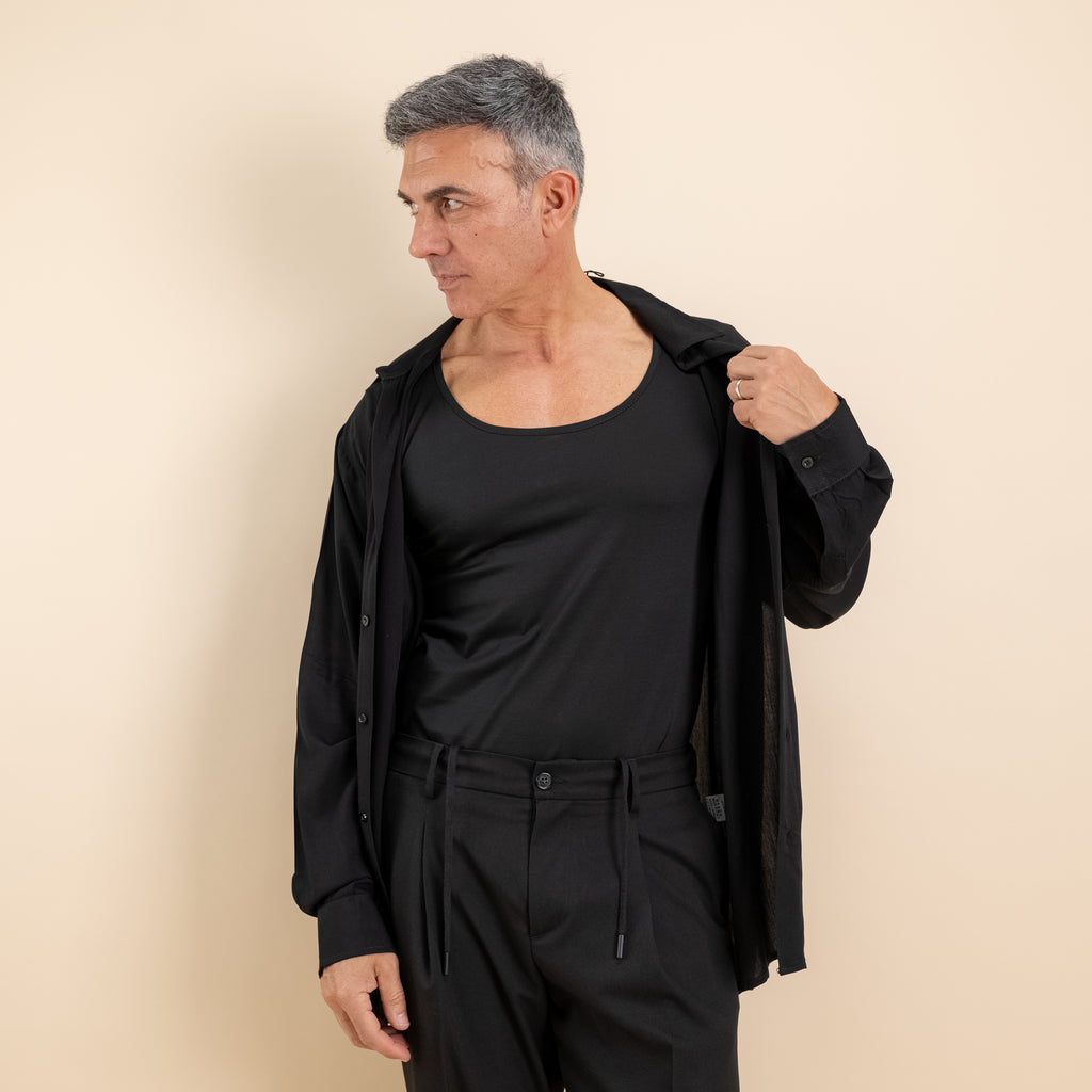 T-shirt effetto seta scollo a barca slim fit - Nero
