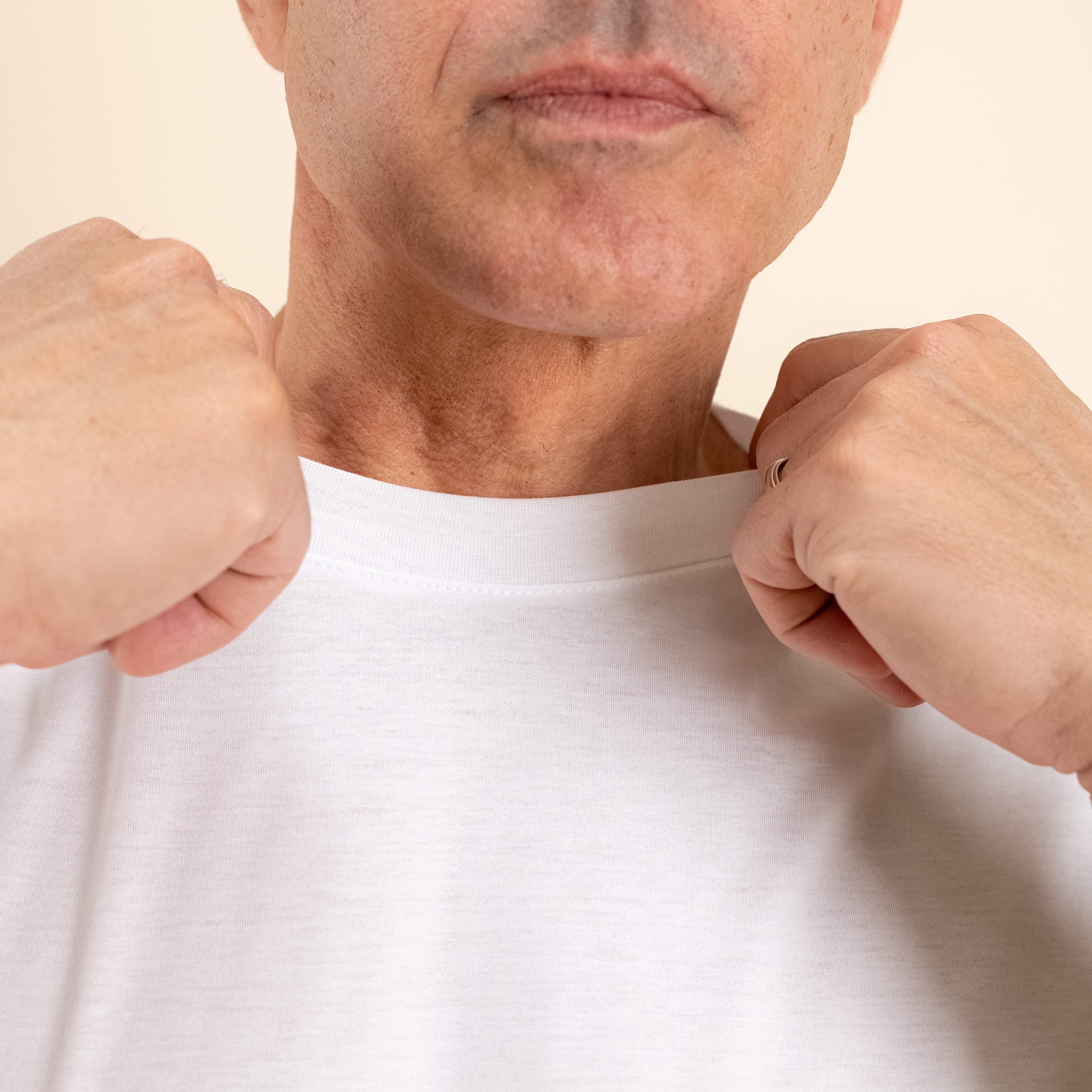 T-shirt in Filo di Scozia 2.0 con bordi a costina - Bianco