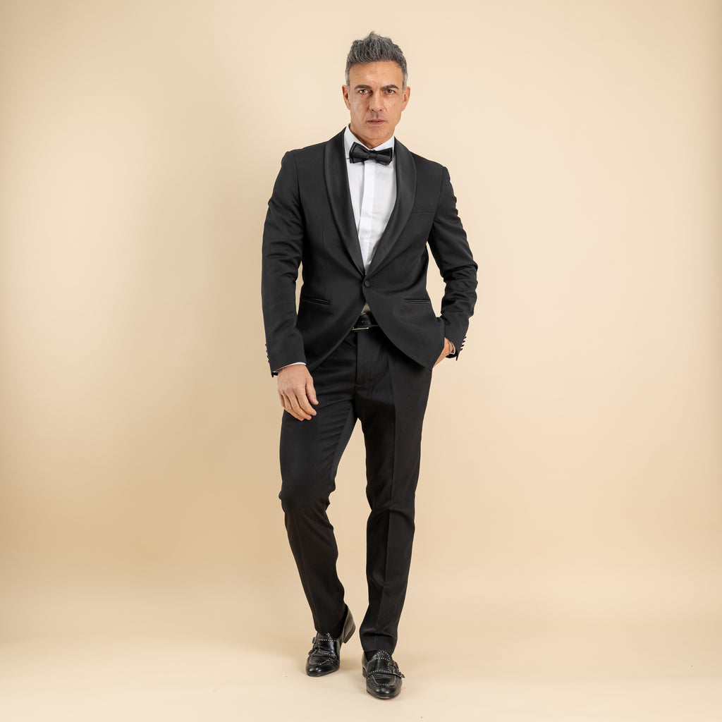 Smoking con rever sciallato effetto raso - Nero