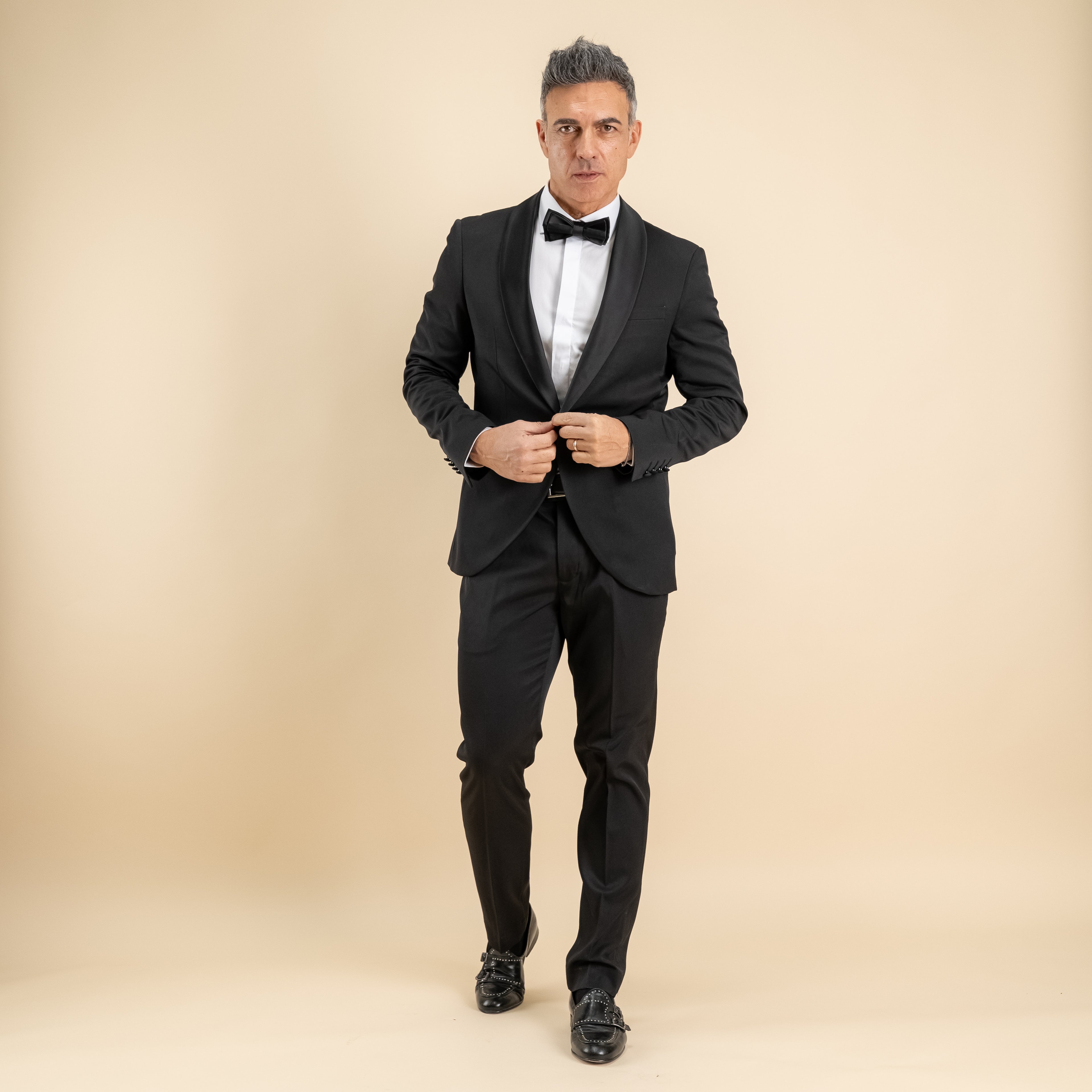Smoking con rever sciallato effetto raso - Nero