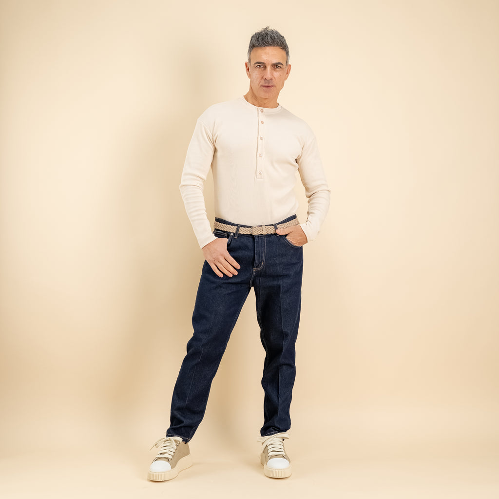 Jeans sartoriale con abrasioni - Blu
