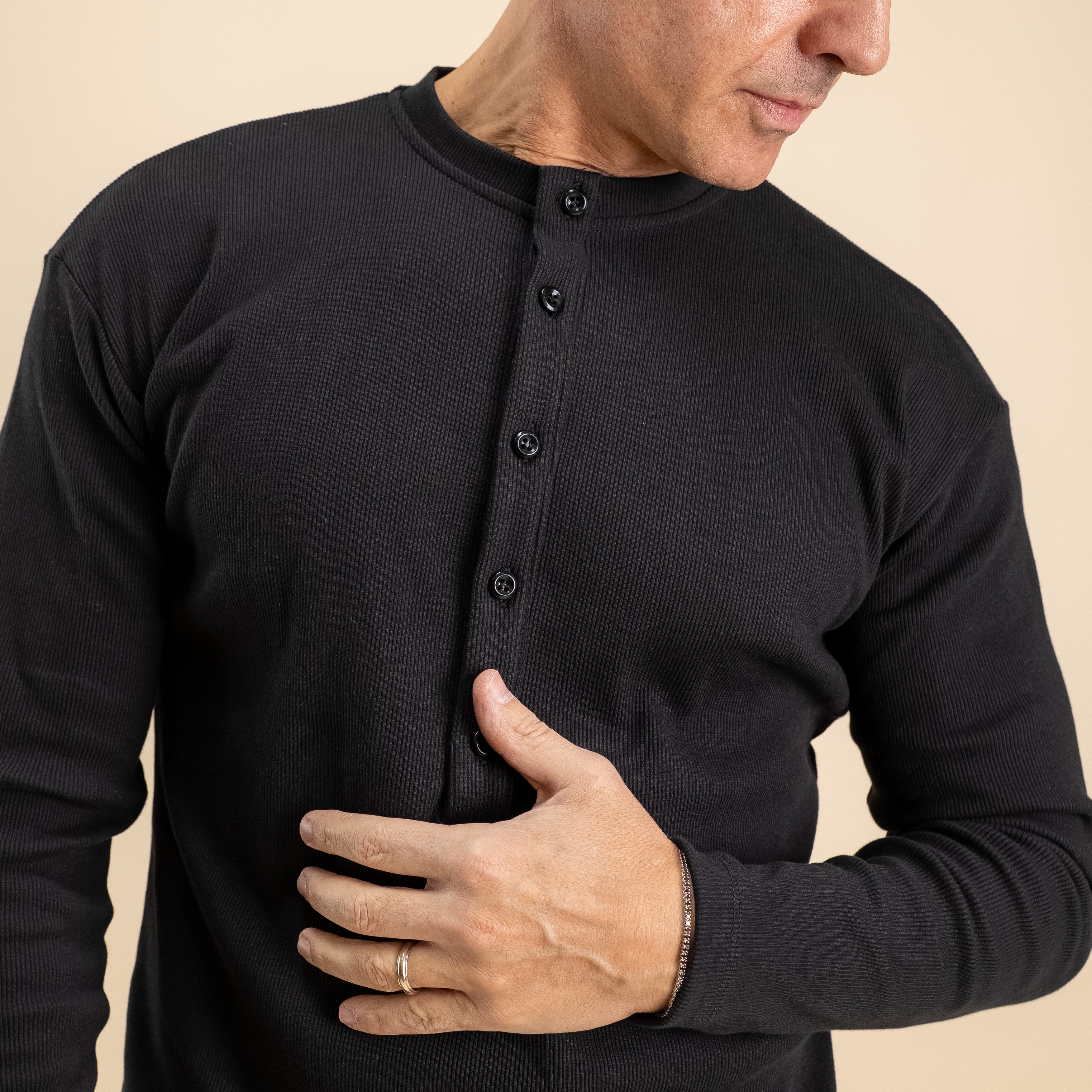 Maglia serafino a costine - Nero