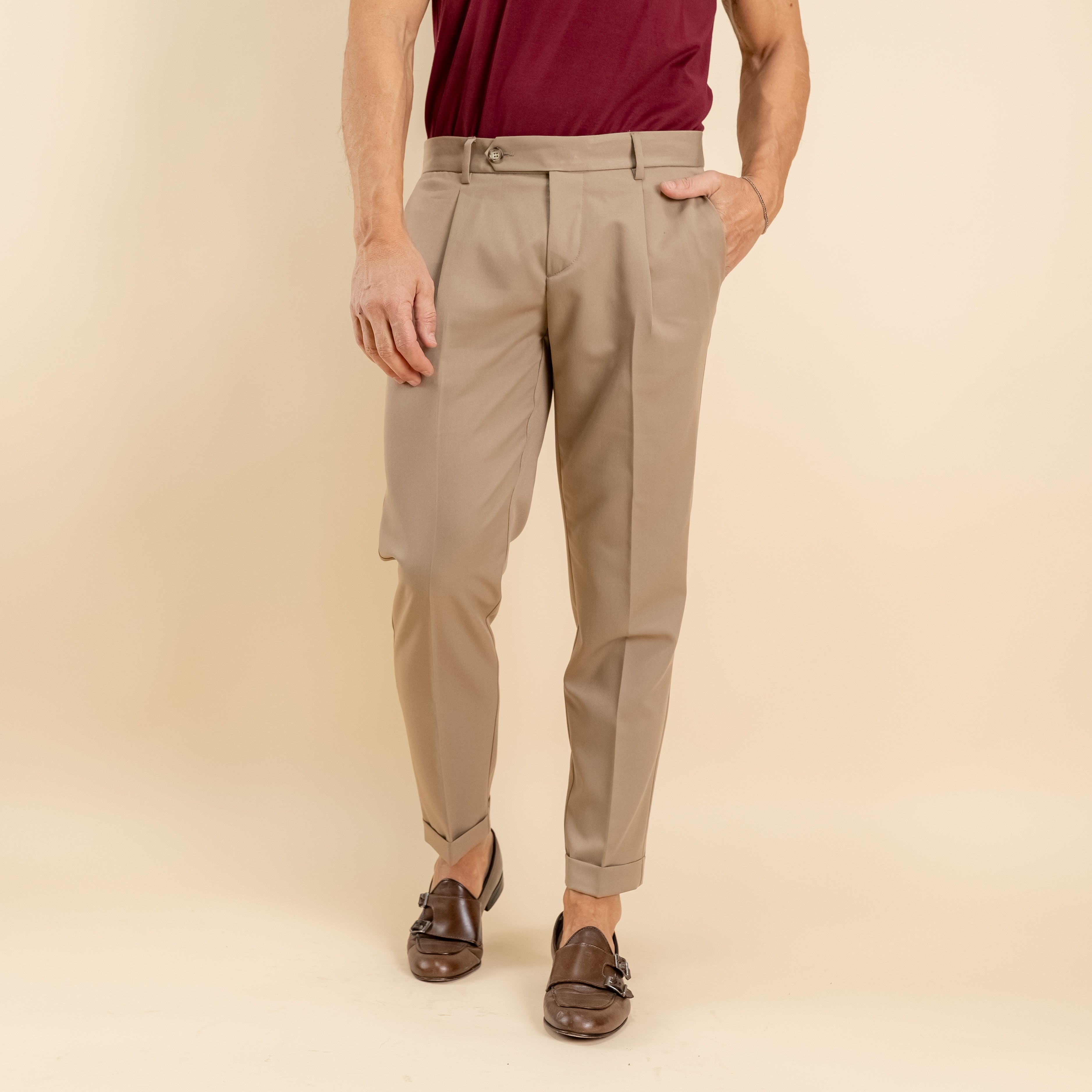 Pantalone slim fit con Pinces e risvolto - Beige