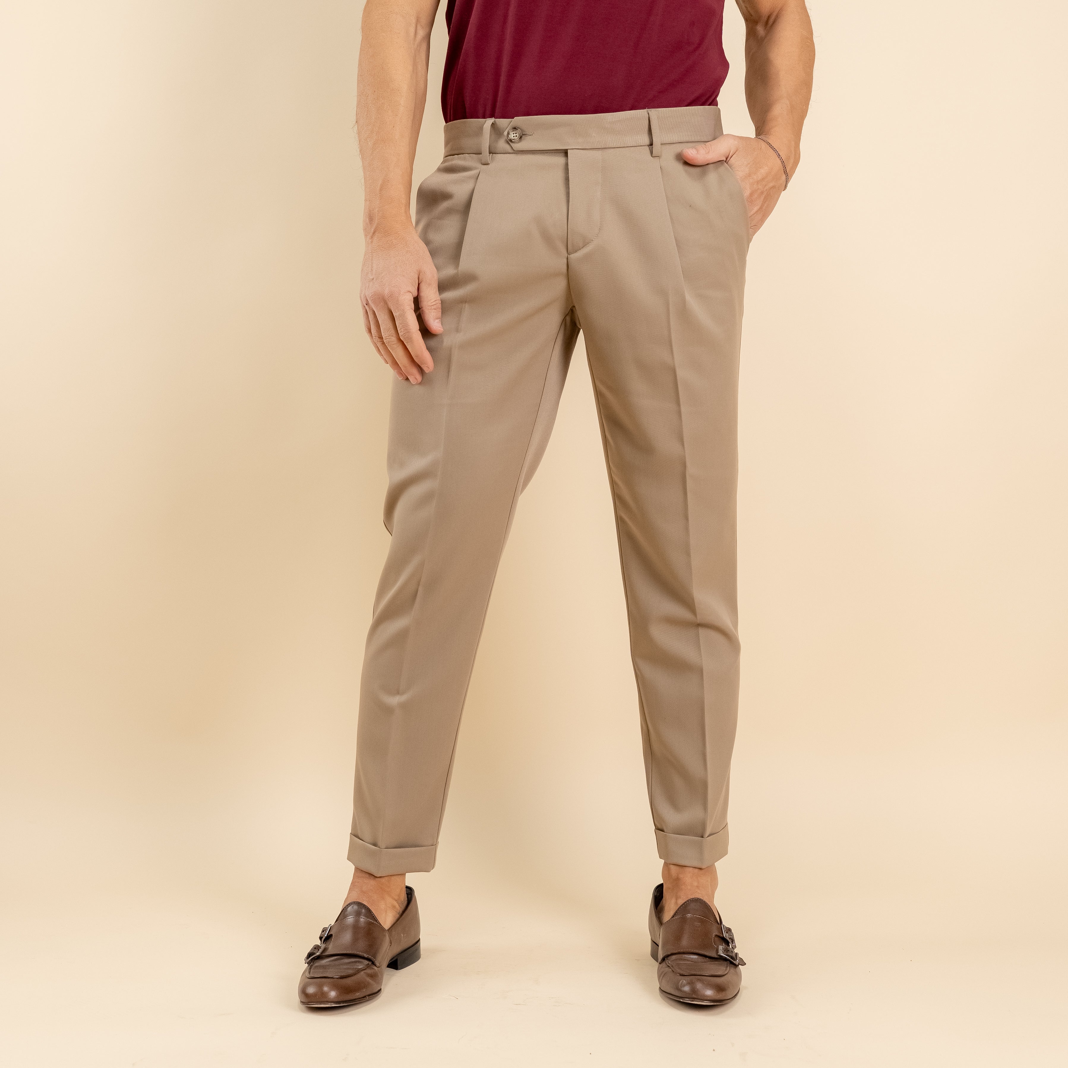 Pantalone slim fit con Pinces e risvolto - Beige