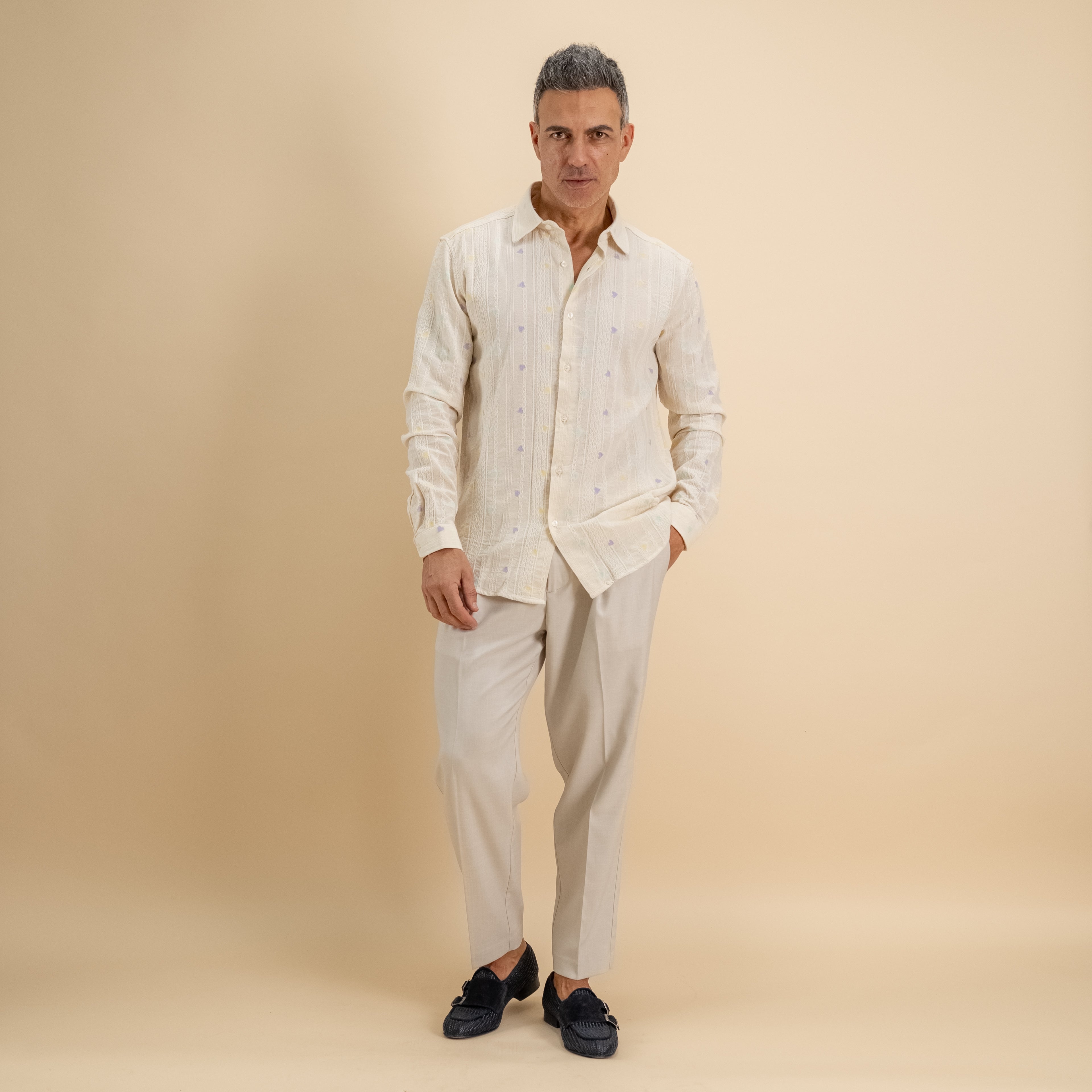 Camicia sartoriale ricamata a fantasia