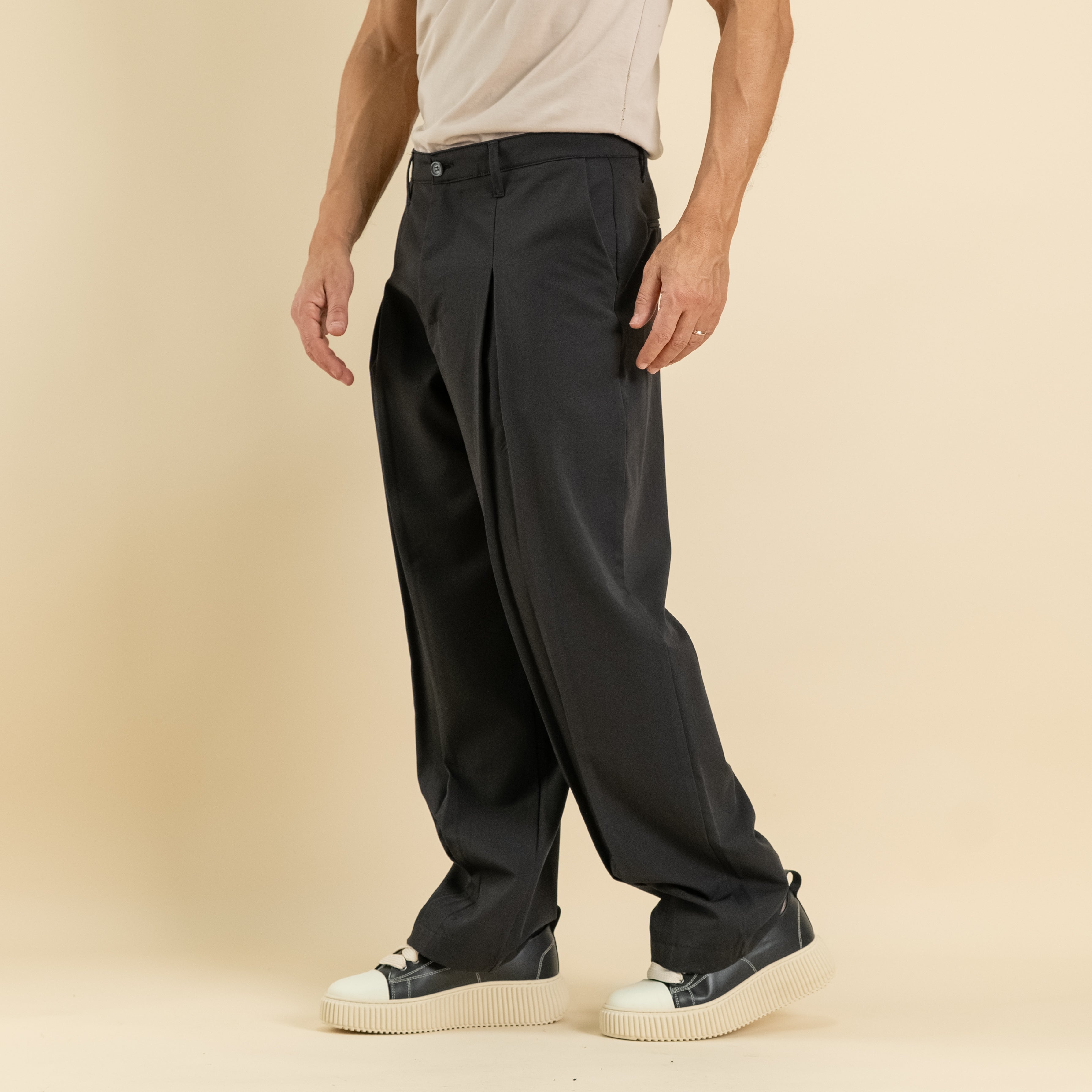 Pantalone palazzo con pinces lunga - Nero