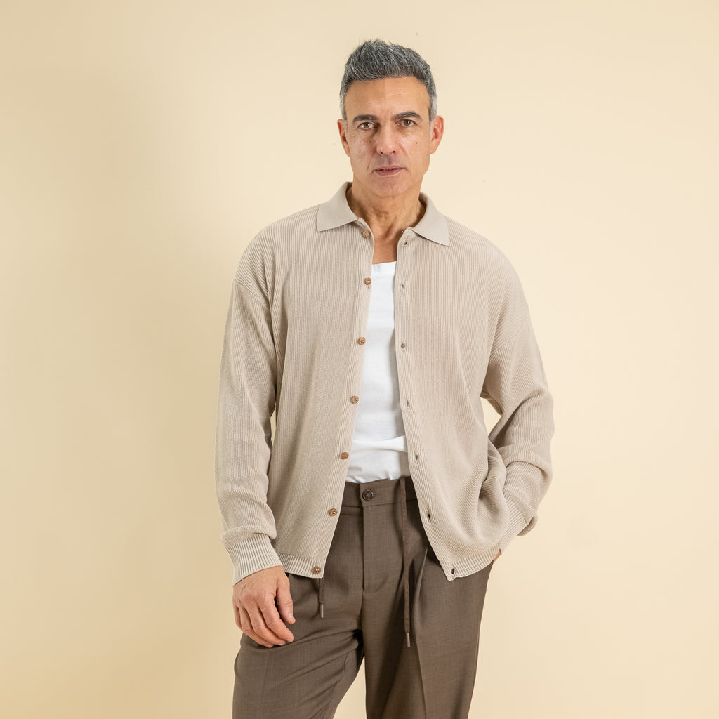 Polo a costine con bottoni a contrasto - Beige