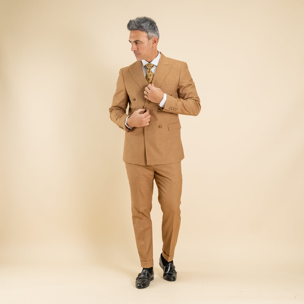 Abito doppio petto bottoni oro - Biscotto