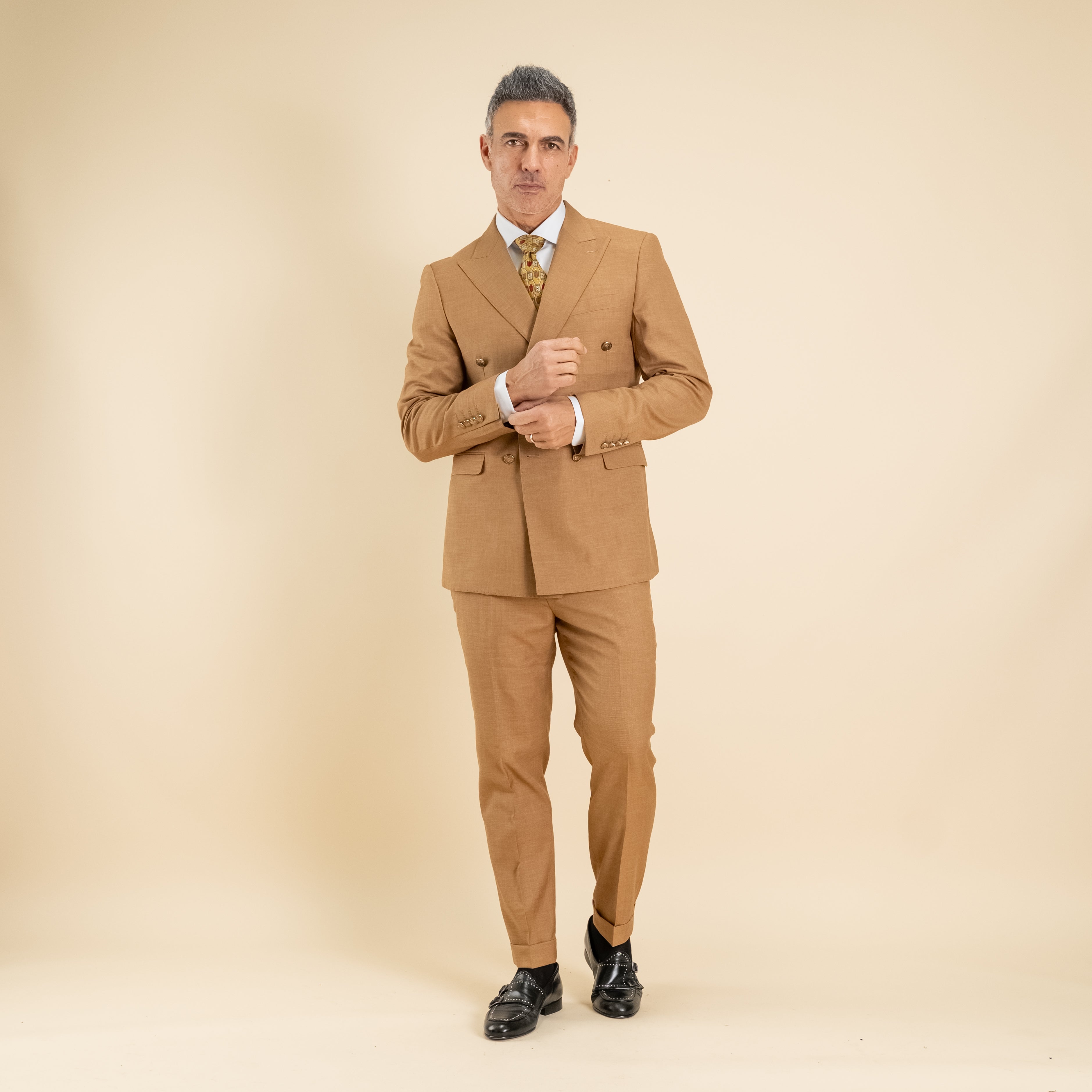 Abito doppio petto bottoni oro - Biscotto