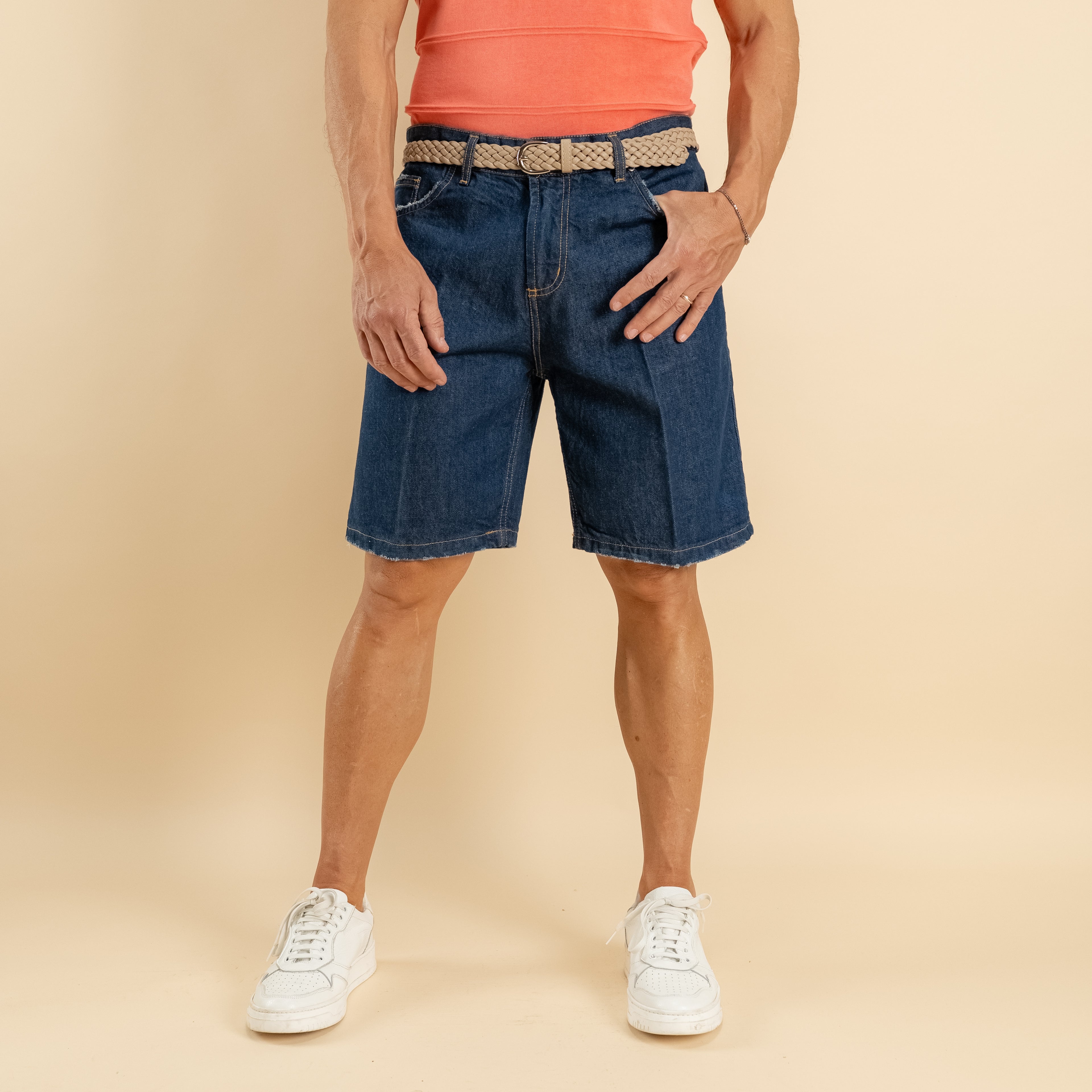 Bermuda jeans con abrasioni