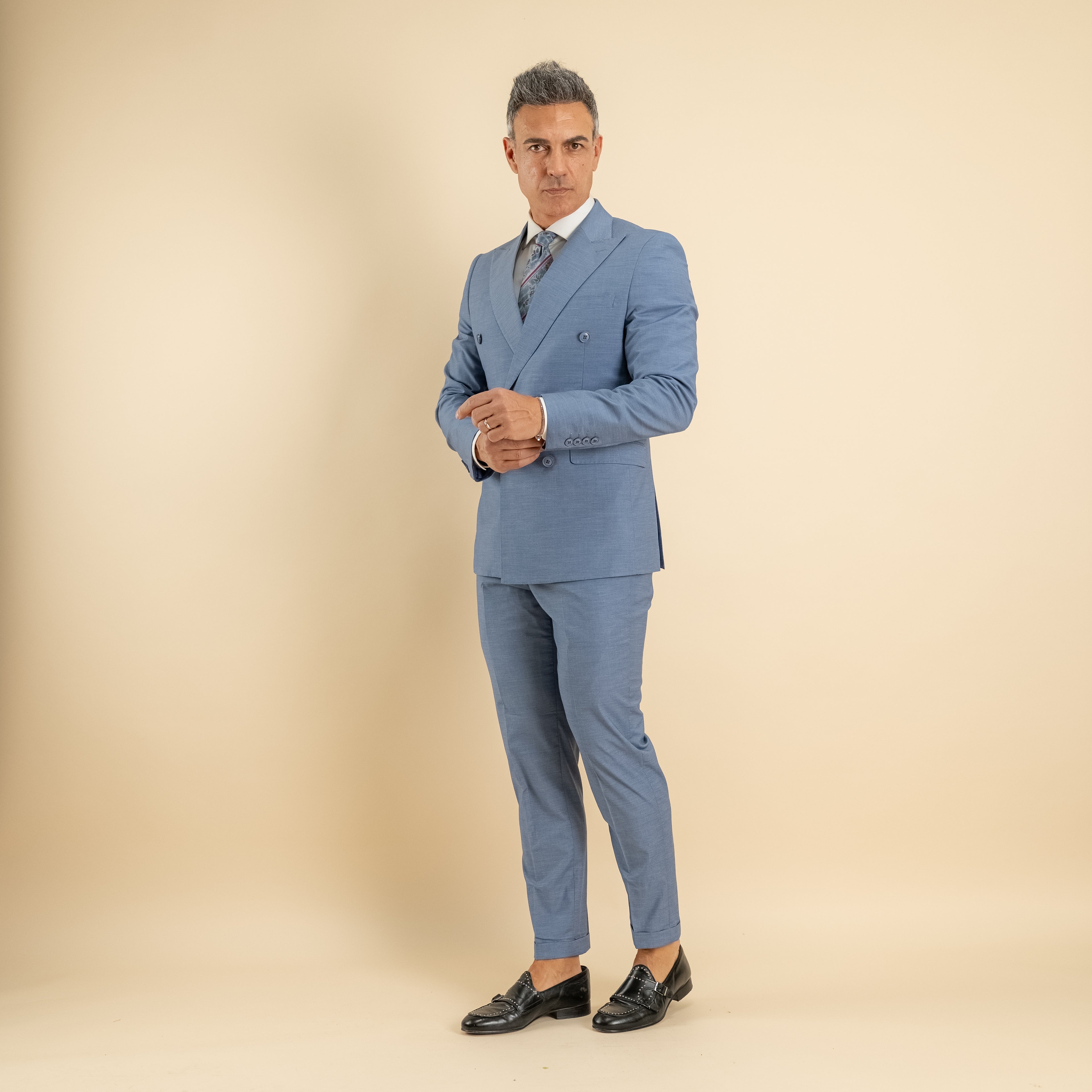 Abito doppiopetto e pantalone con molla - Polvere