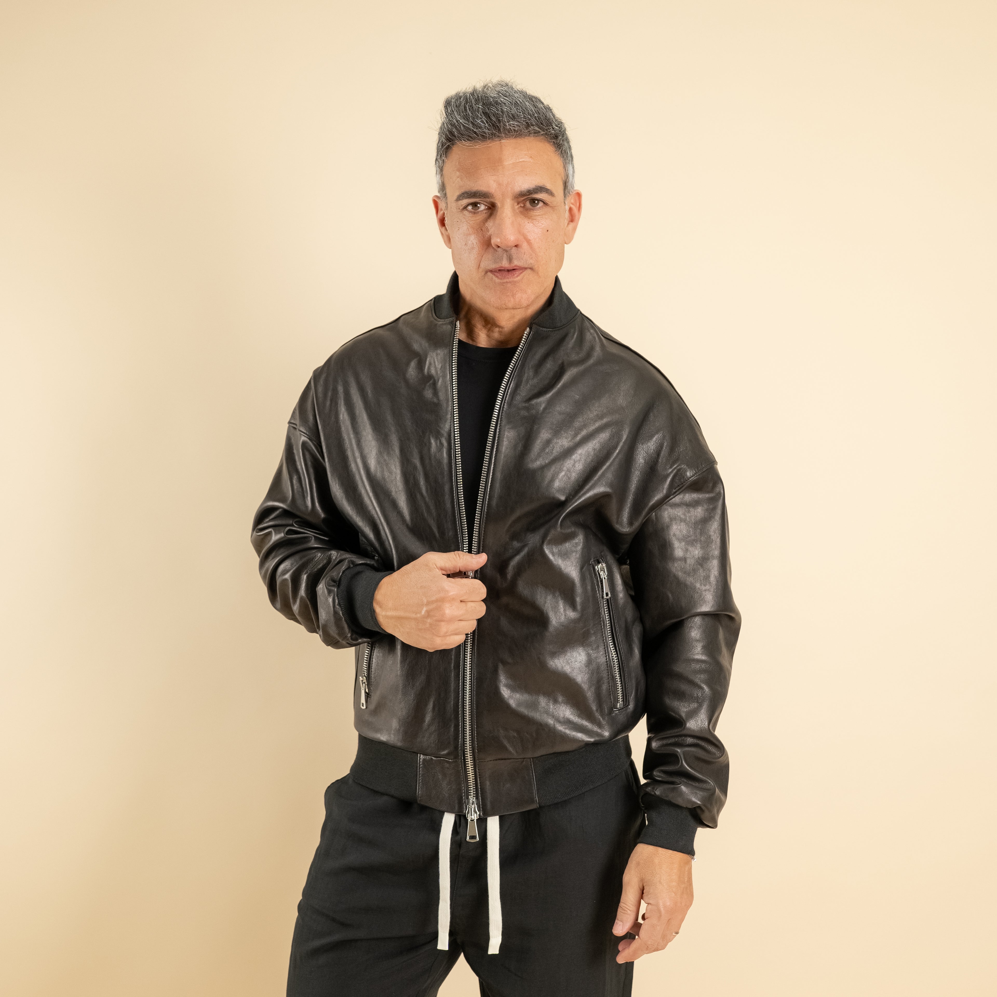Bomber oversize in Vera Pelle vegetale - Nero