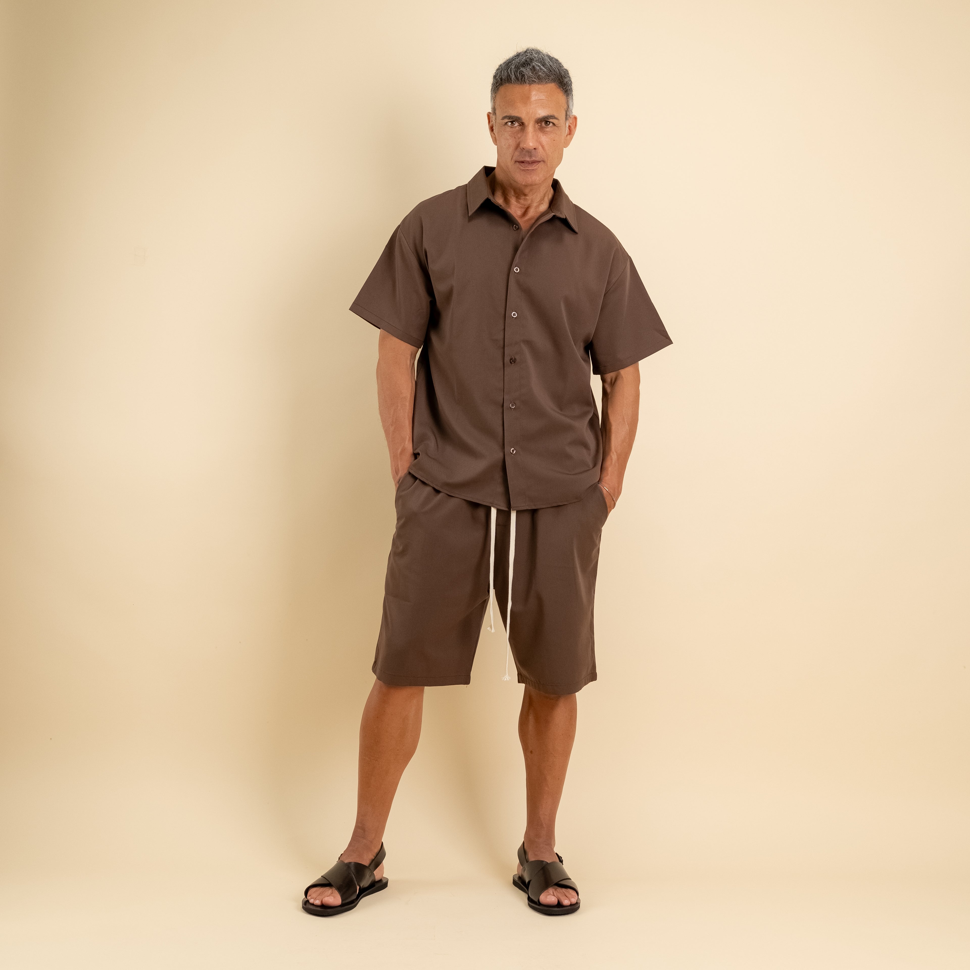 Coordinato con camicia e pantaloncino - Moro