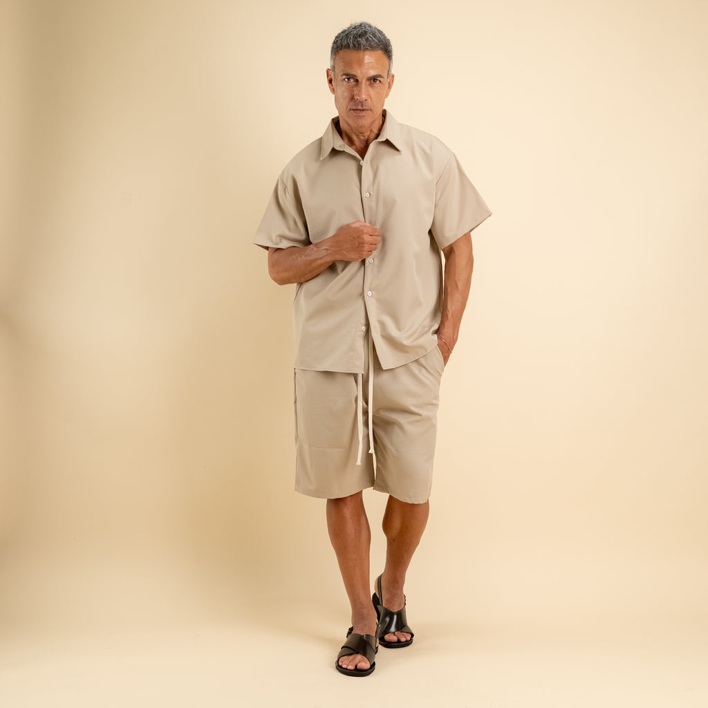 Coordinato con camicia e pantaloncino - Beige