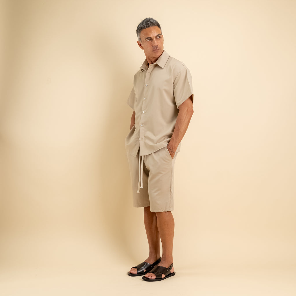 Coordinato con camicia e pantaloncino - Beige