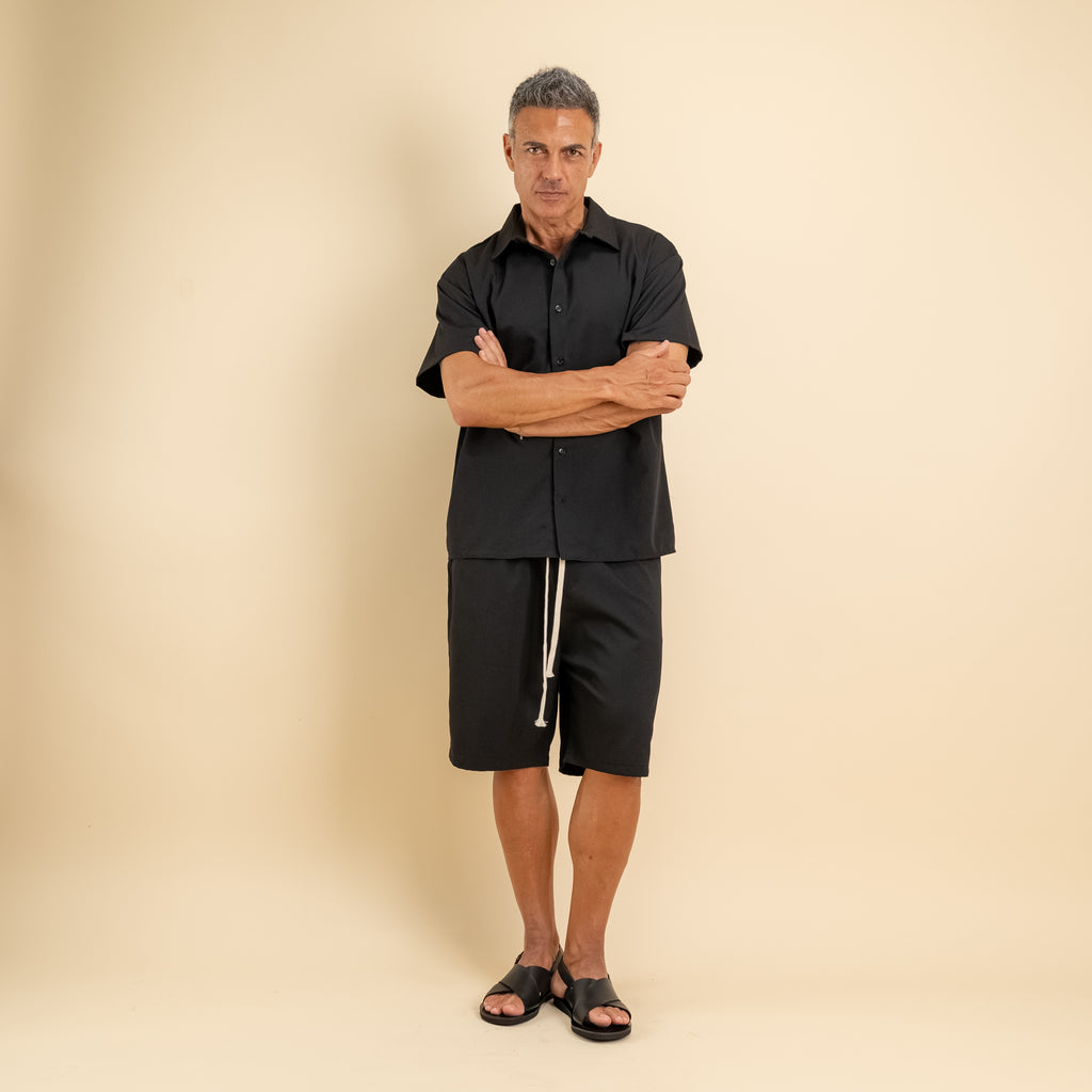 Coordinato con camicia e pantaloncino - Nero