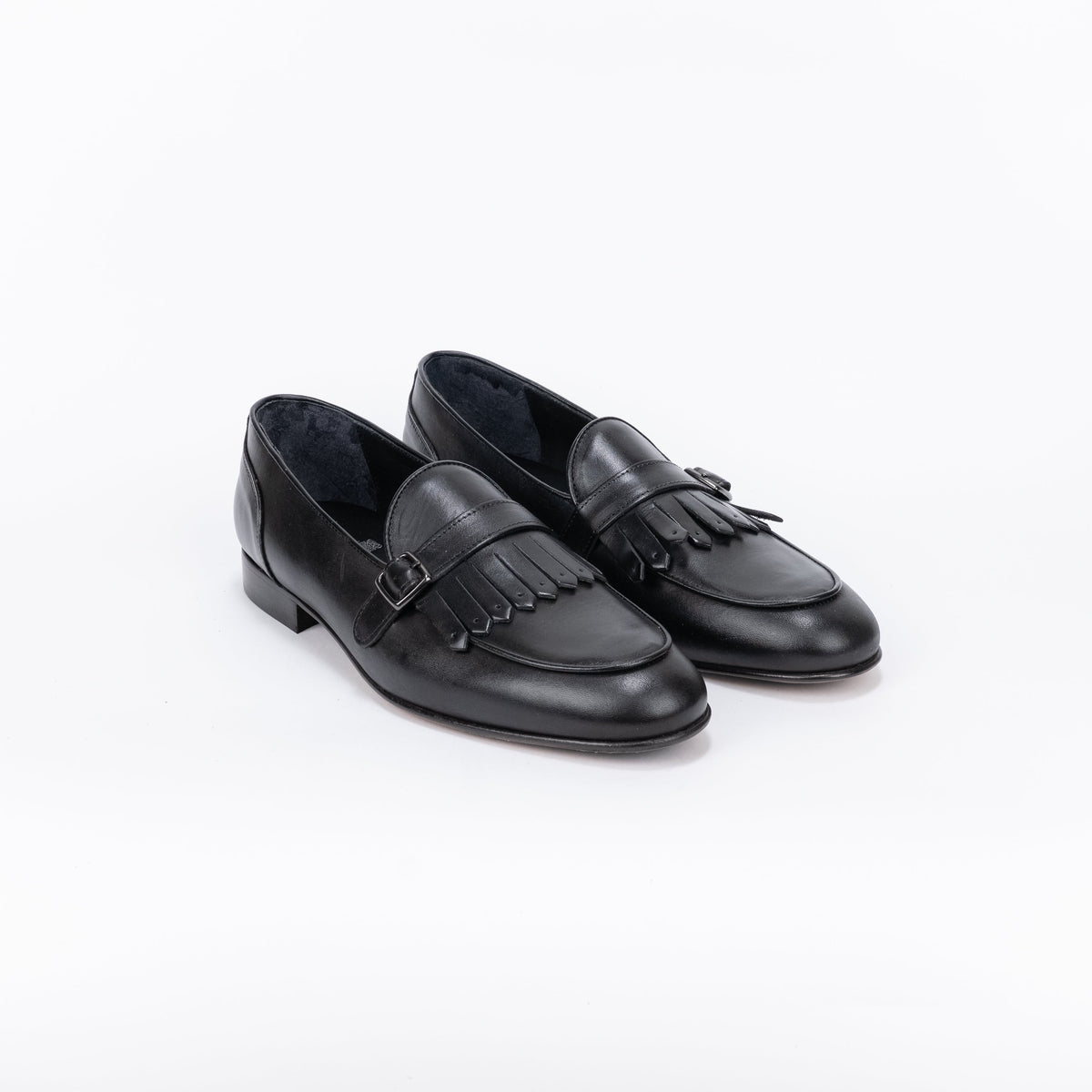 Mocassino in Pelle con Frangia e Fibbia - Nero