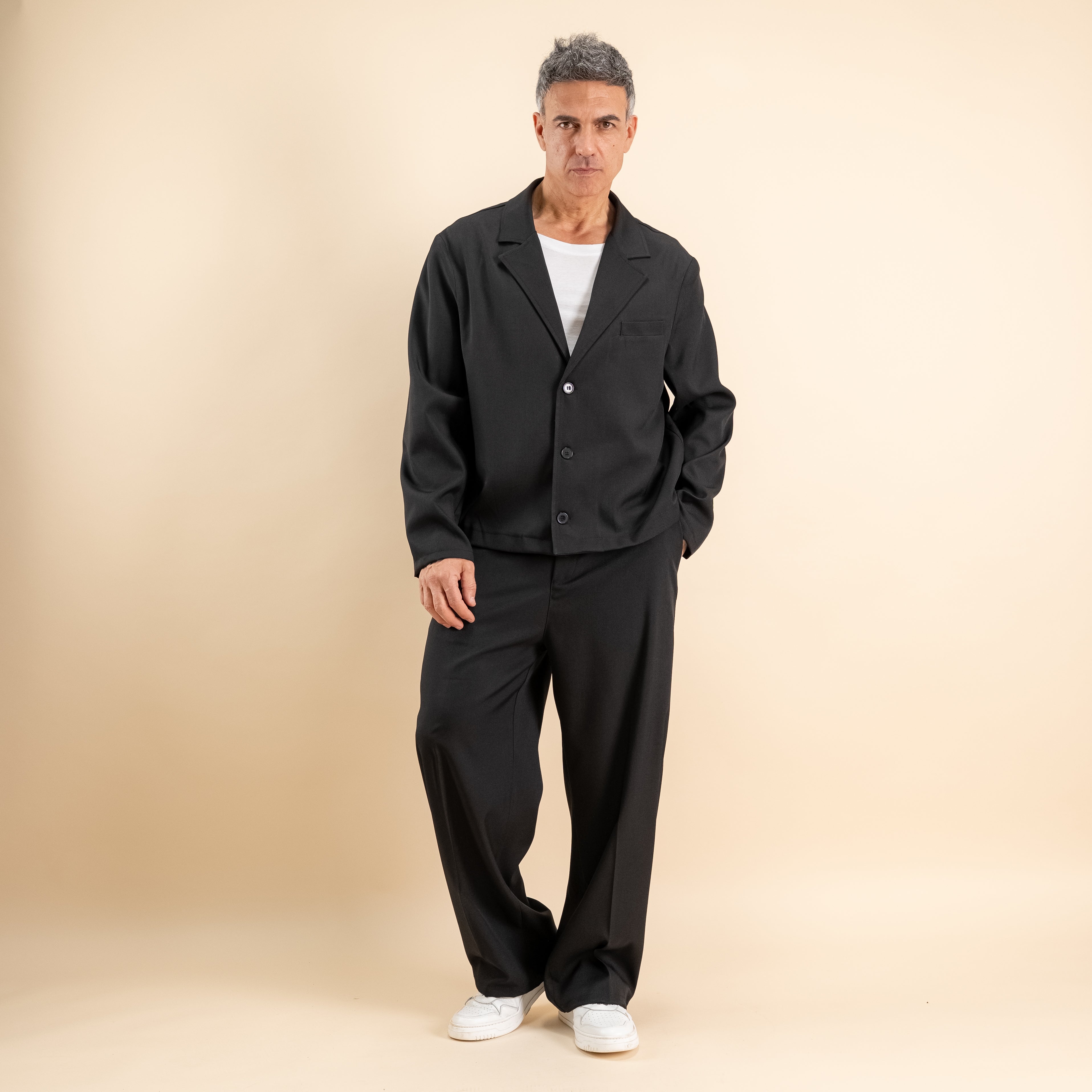 Coordinato monopetto con pantalone palazzo - Nero