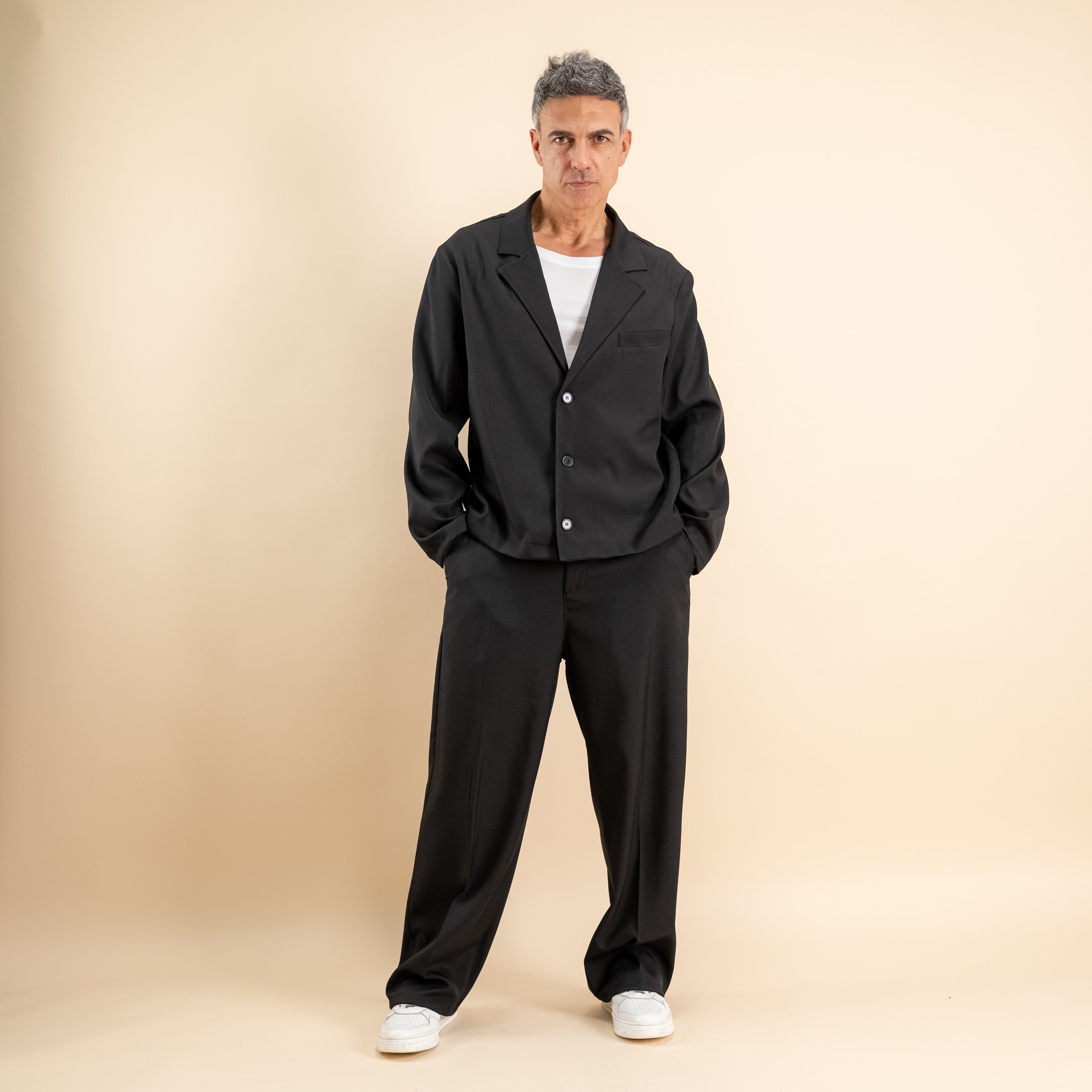Coordinato monopetto con pantalone palazzo - Nero