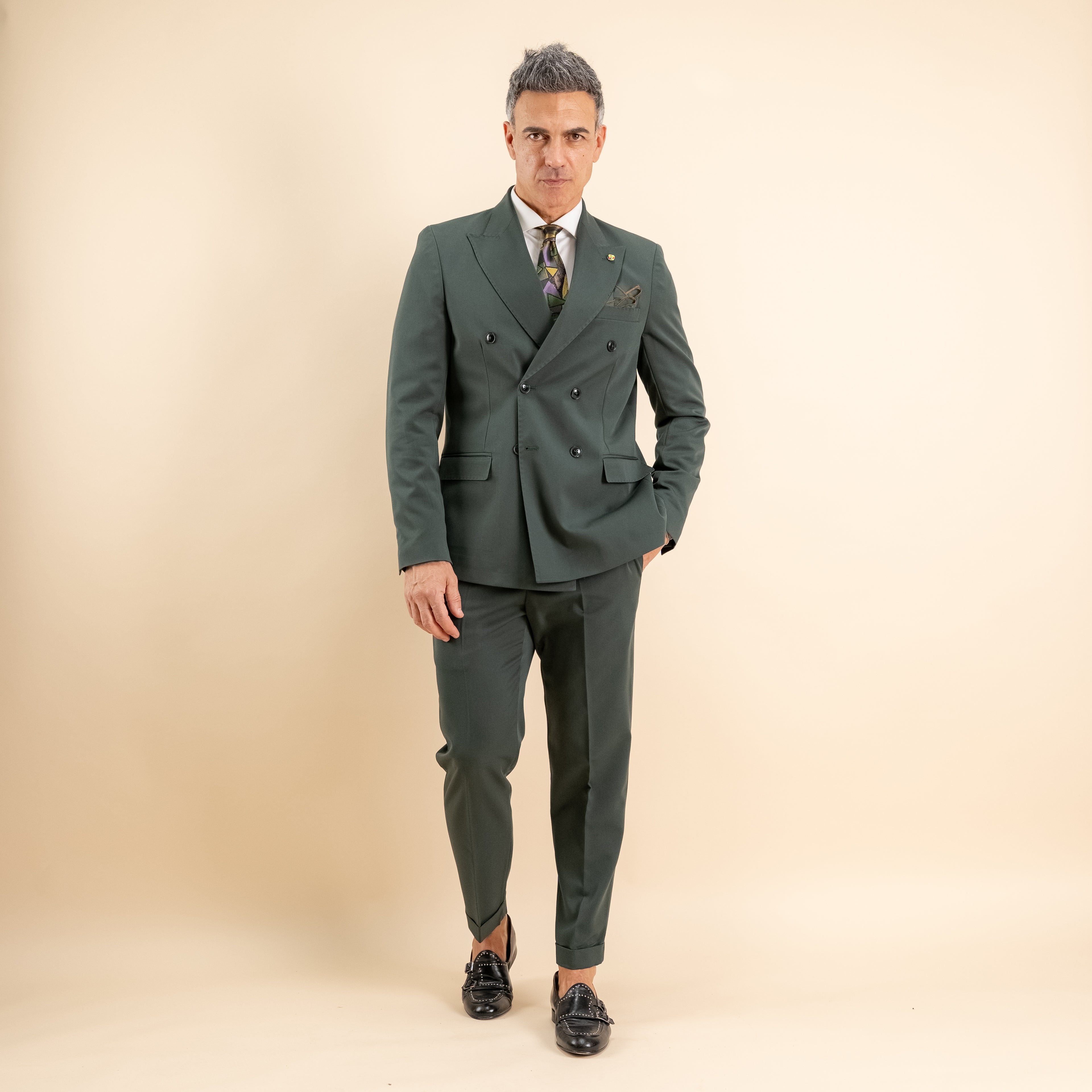 Abito doppio petto con pantalone con fibbia laterale - Bosco