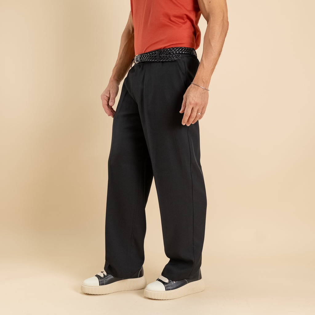 Pantalone palazzo taglio dritto con molla sul retro - Nero