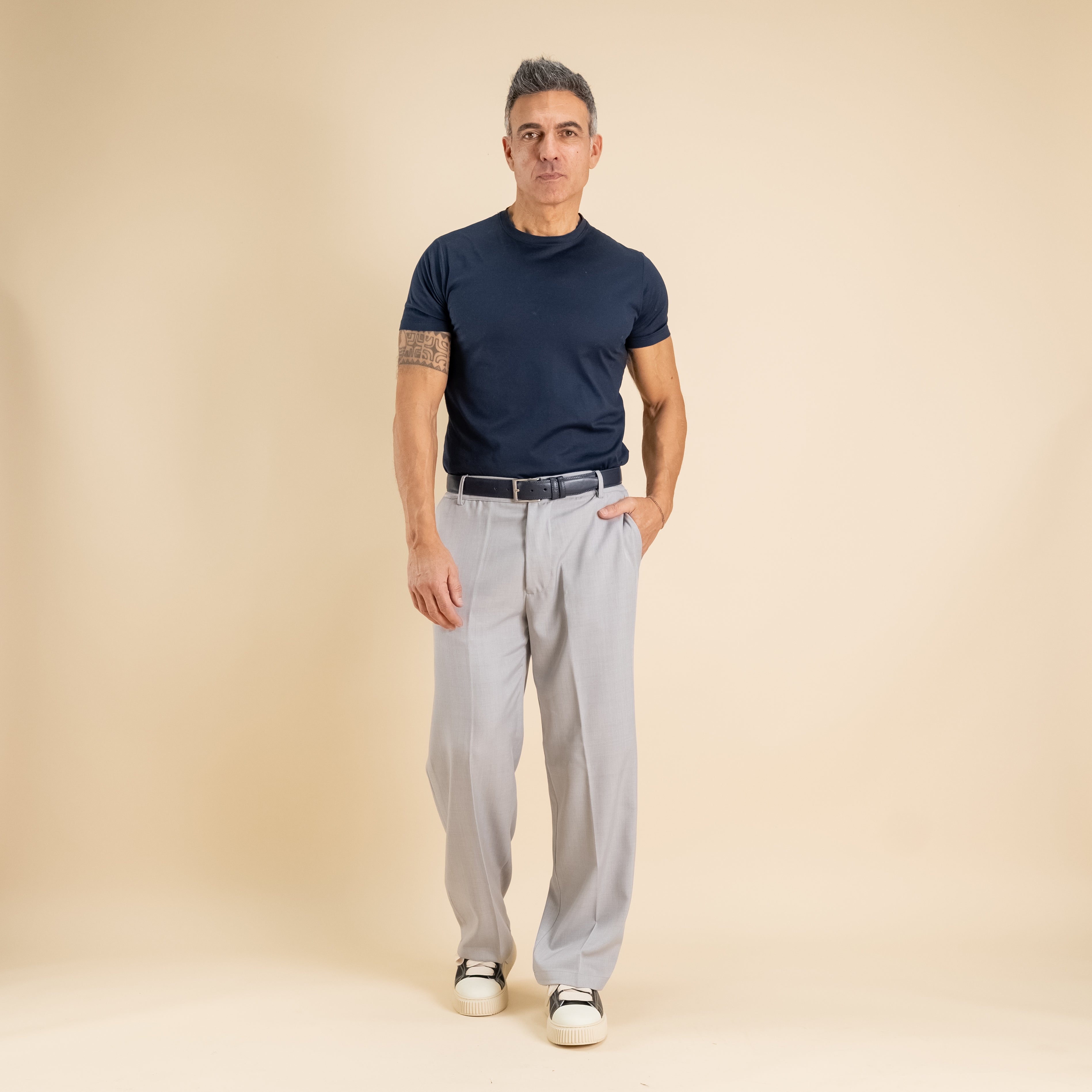 Pantalone palazzo taglio dritto con molla sul retro - Grigio