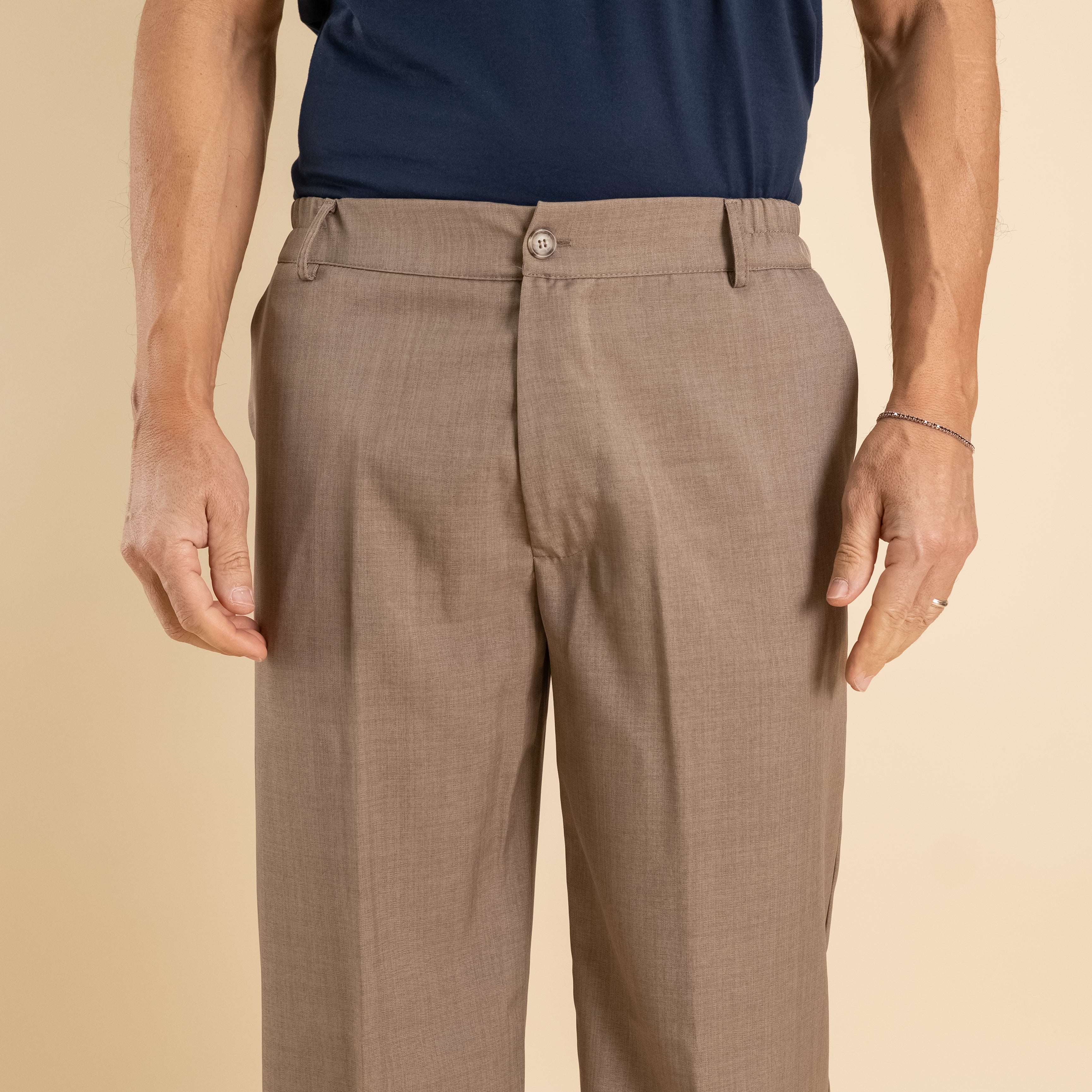 Pantalone palazzo taglio dritto con molla sul retro - Fango