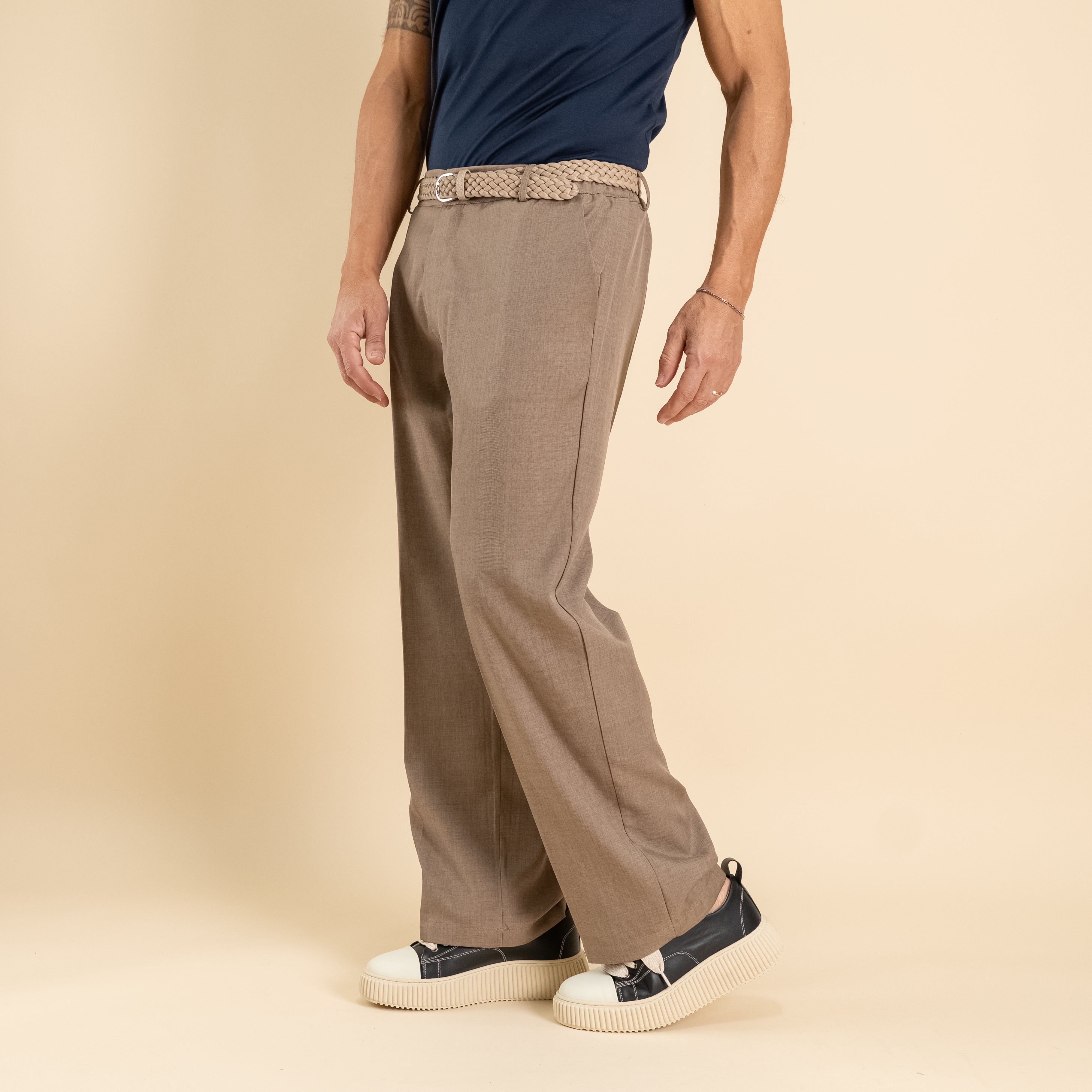 Pantalone palazzo taglio dritto con molla sul retro - Fango