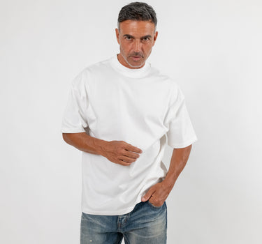 Camiseta con cuello de canalé - Negro