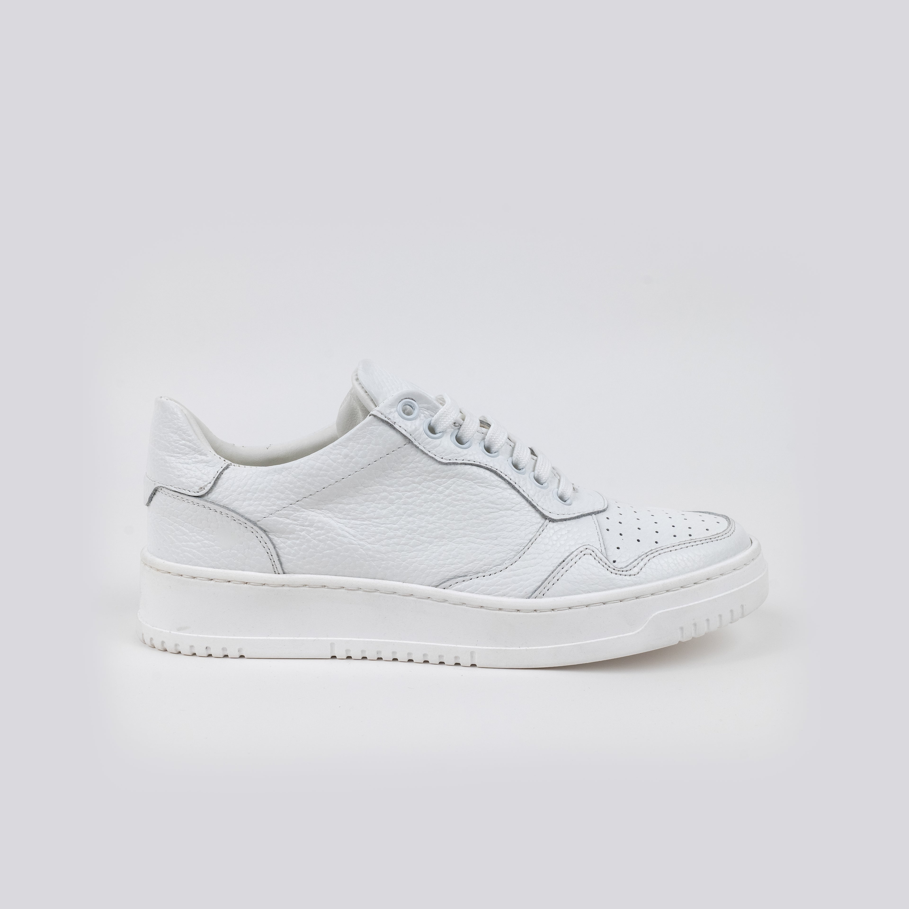 Sneaker in vera pelle bottolata - Bianco