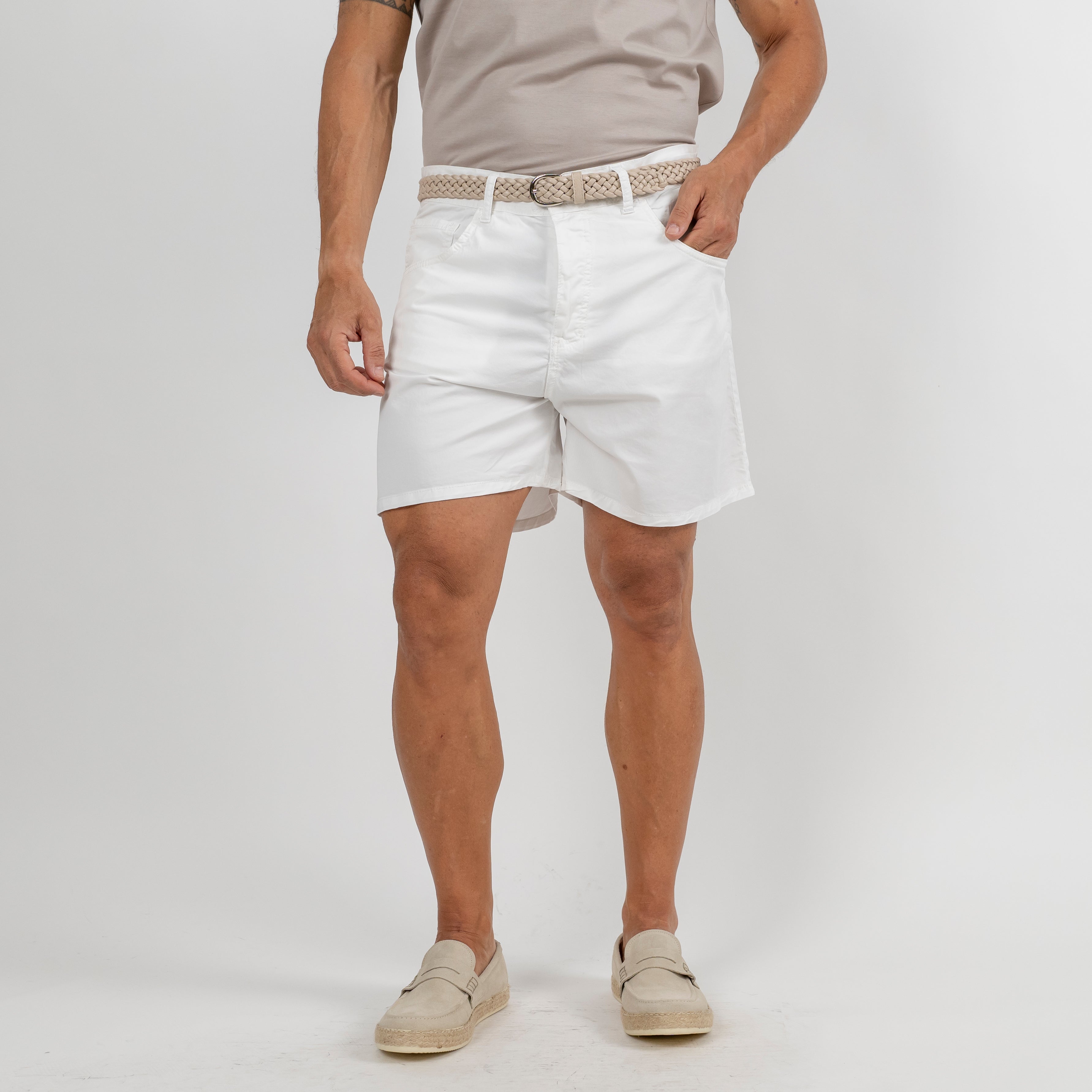 Pantalones cortos ligeros con botones - Blanco