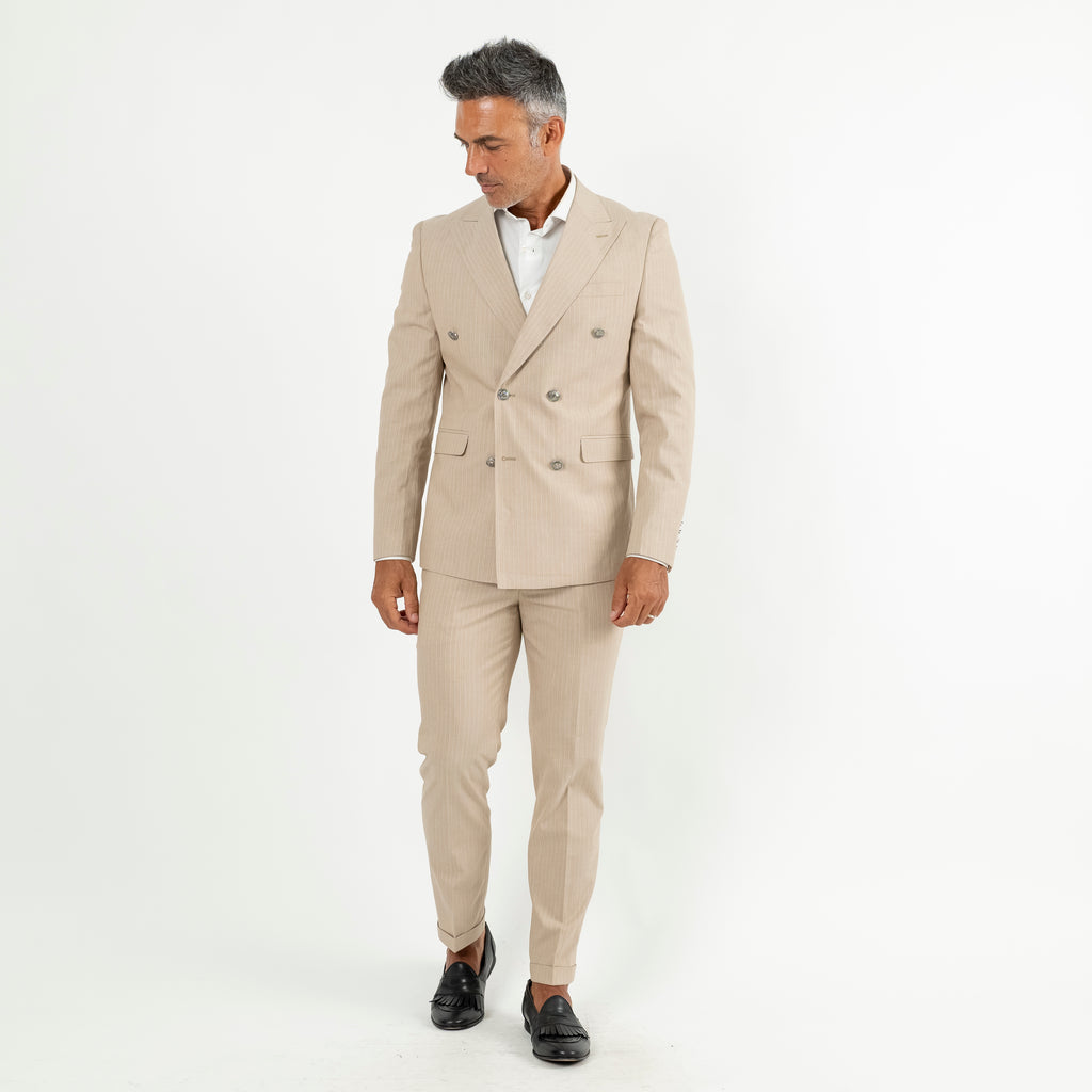 Traje de raya diplomática con botones plateados - Beige