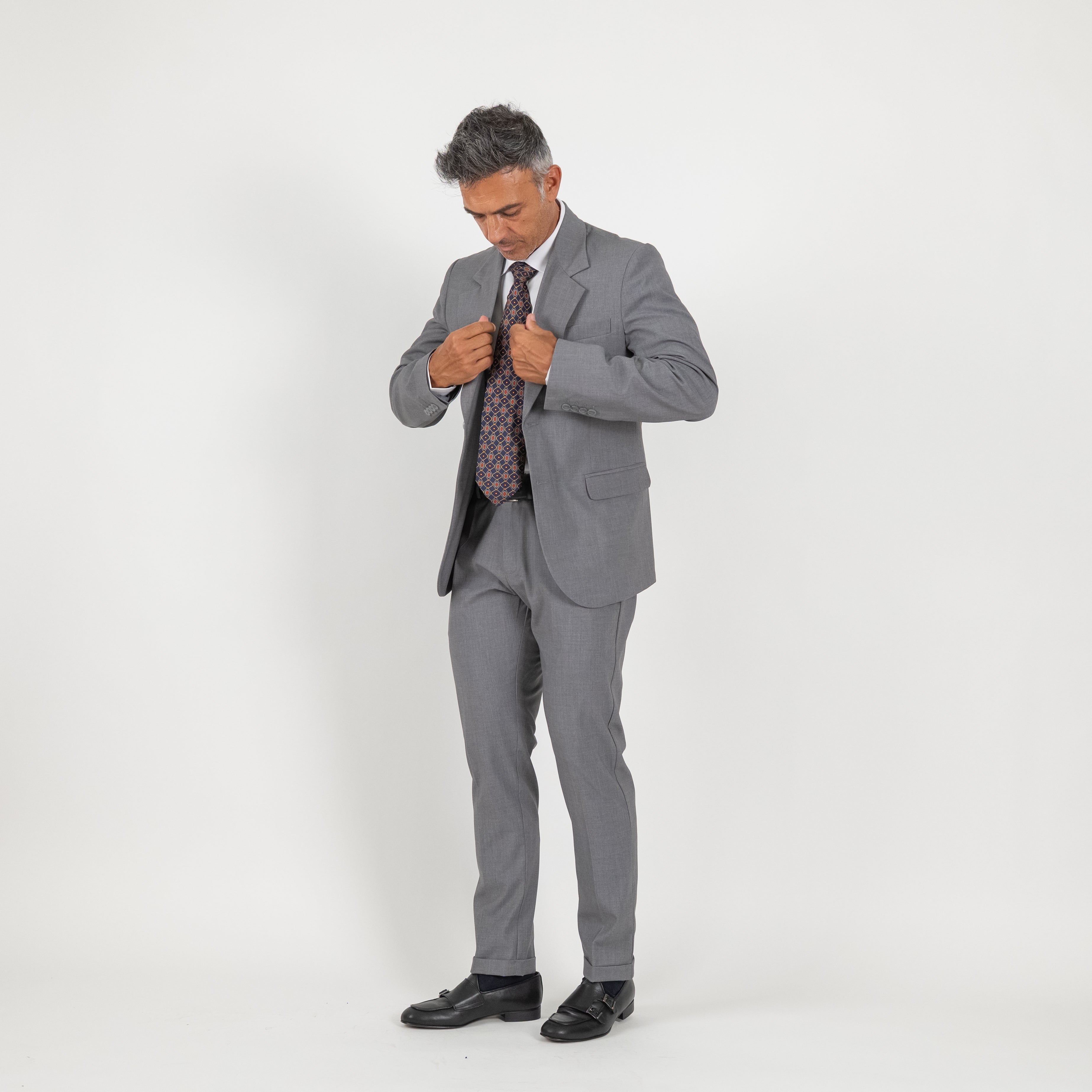 Single-breasted suit with notch lapel - Grey