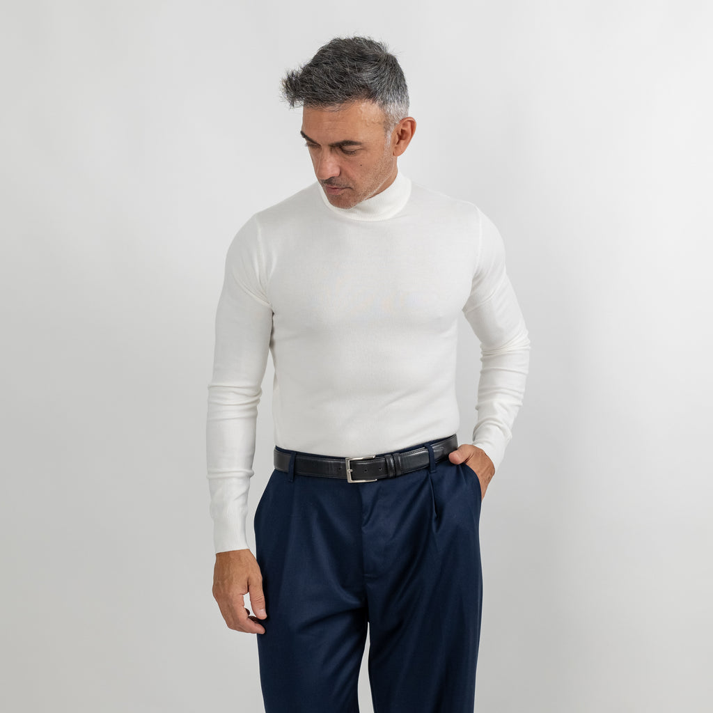 Half Neck Turtleneck - White