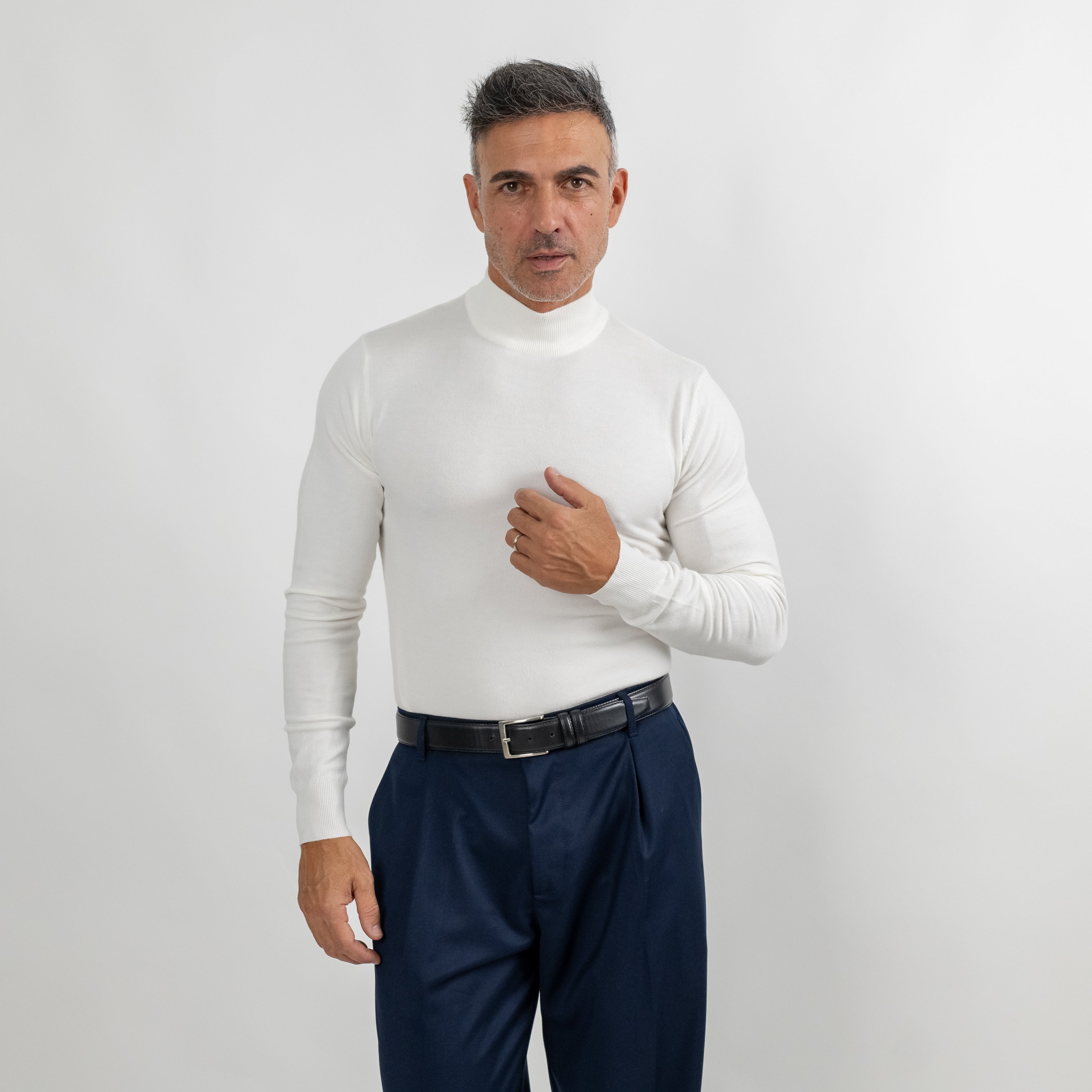 Half Neck Turtleneck - White