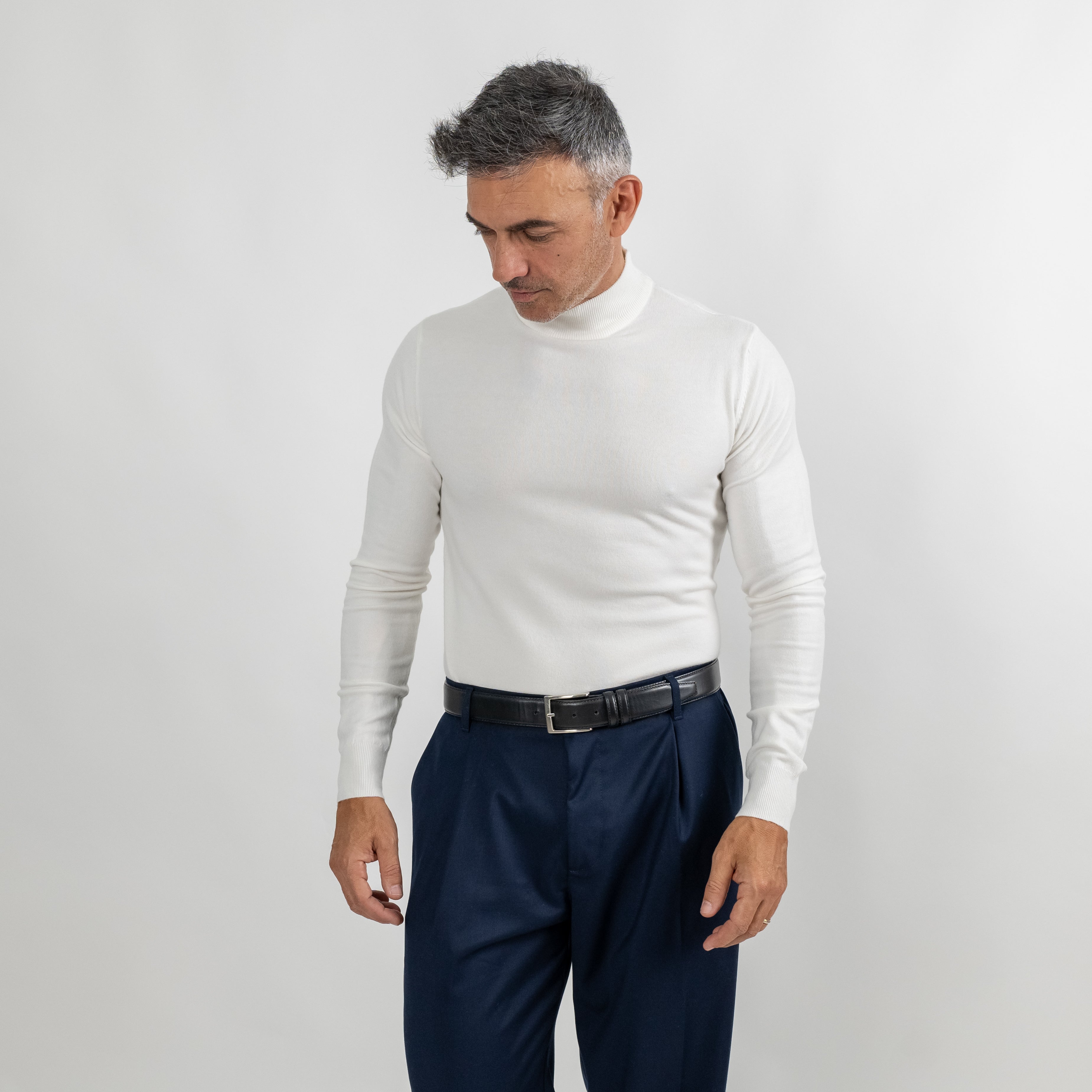 Half Neck Turtleneck - White