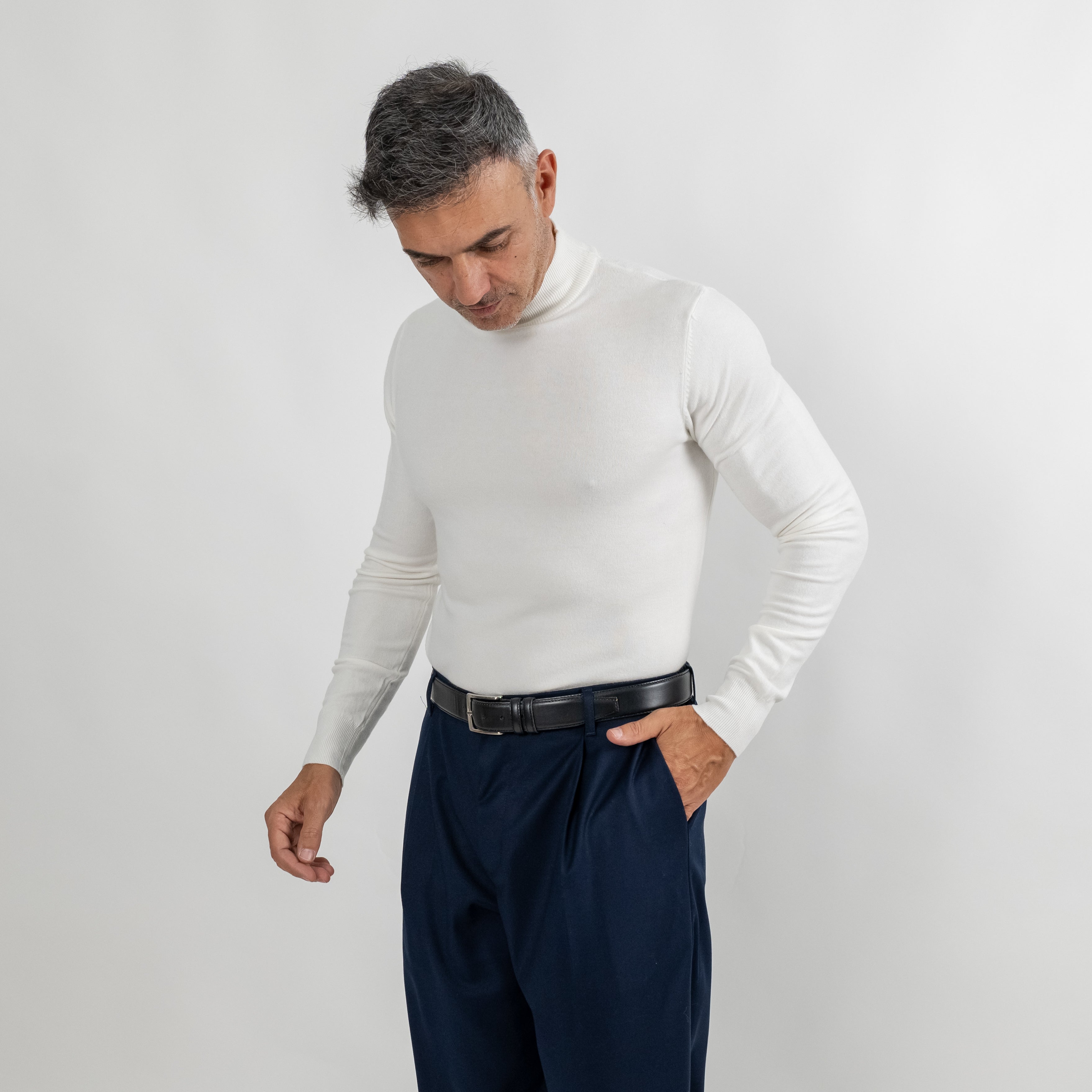 Half Neck Turtleneck - White