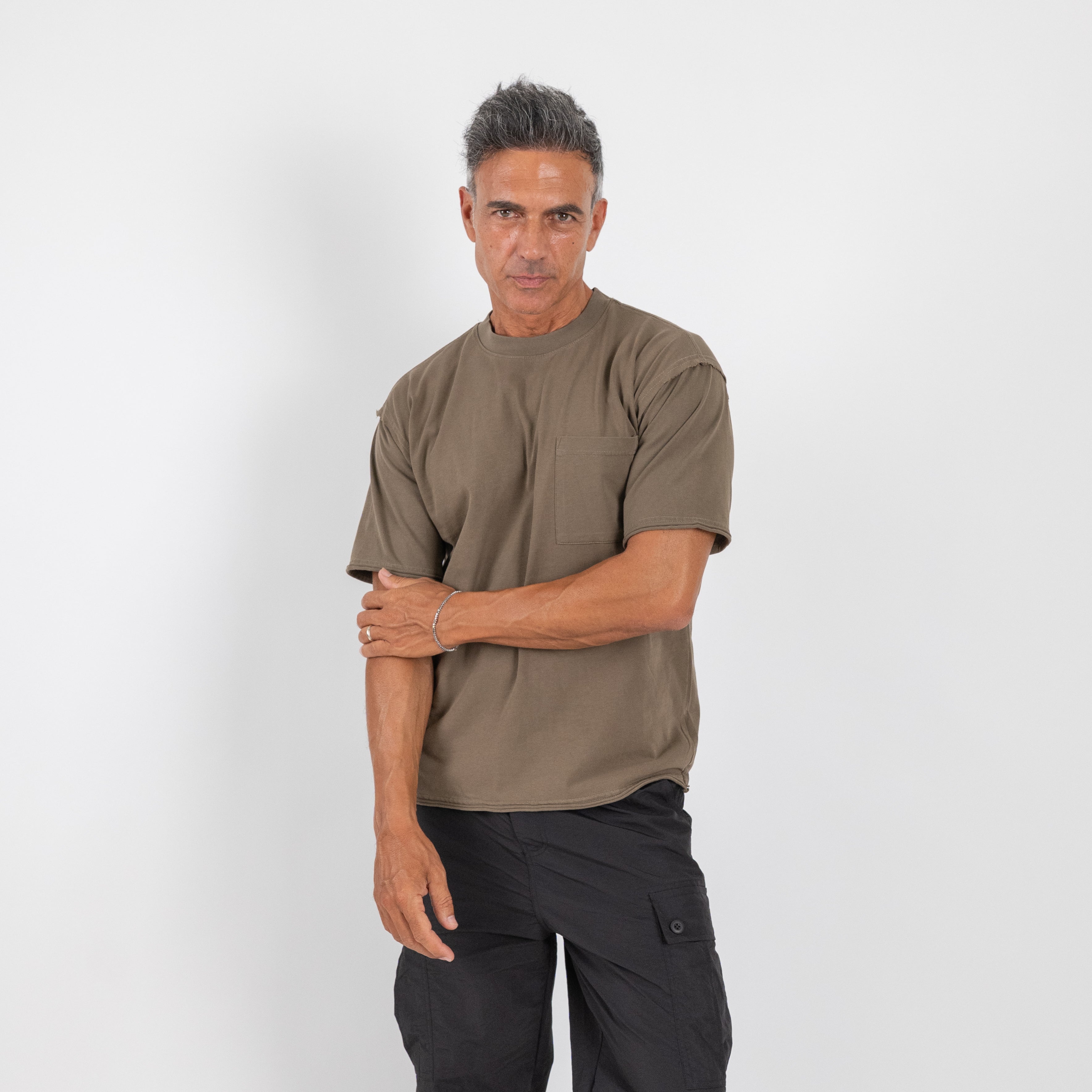T-shirt manica corta taglio vivo - Verde Militare