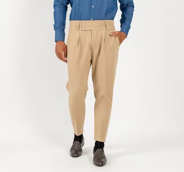 Pantalone con Fascia a Vita Alta e Doppio Bottone - Beige