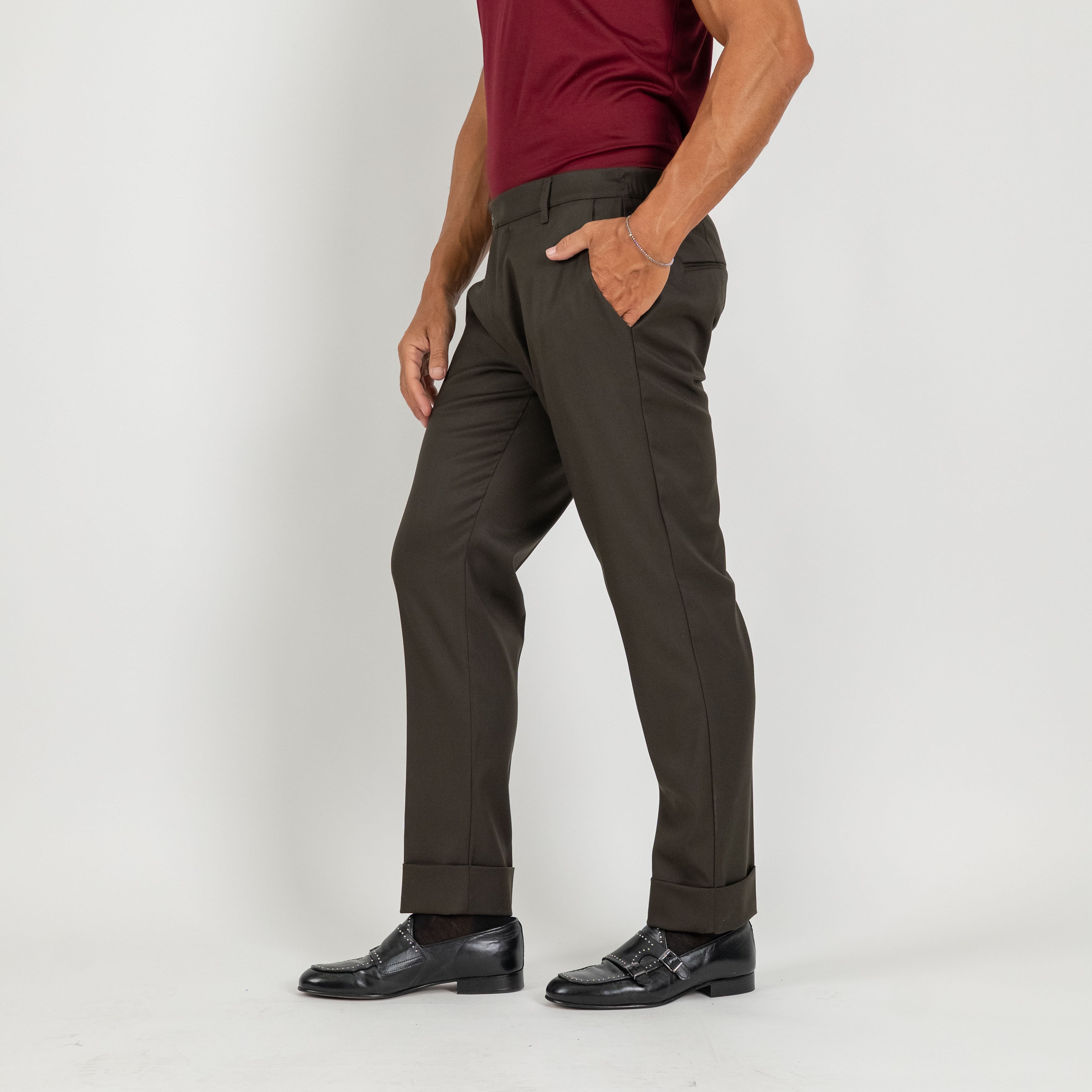 Pantalone classico con risvolto alto - Verde