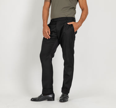 Pantalone classico con risvolto alto - Nero